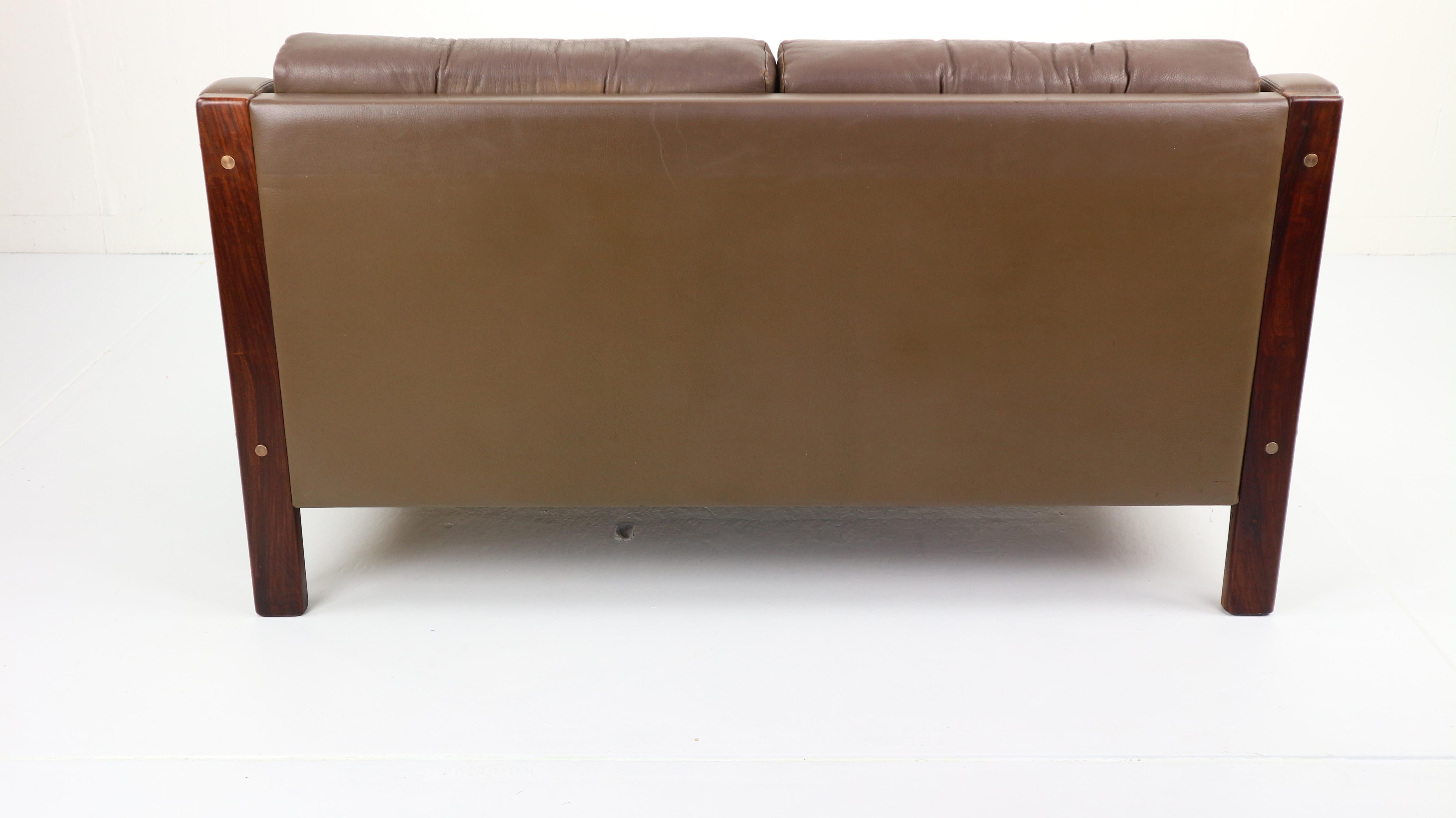 Scandinavian Midcentury Two-Seat Leather Sofa and Rosewood, 1970s 1