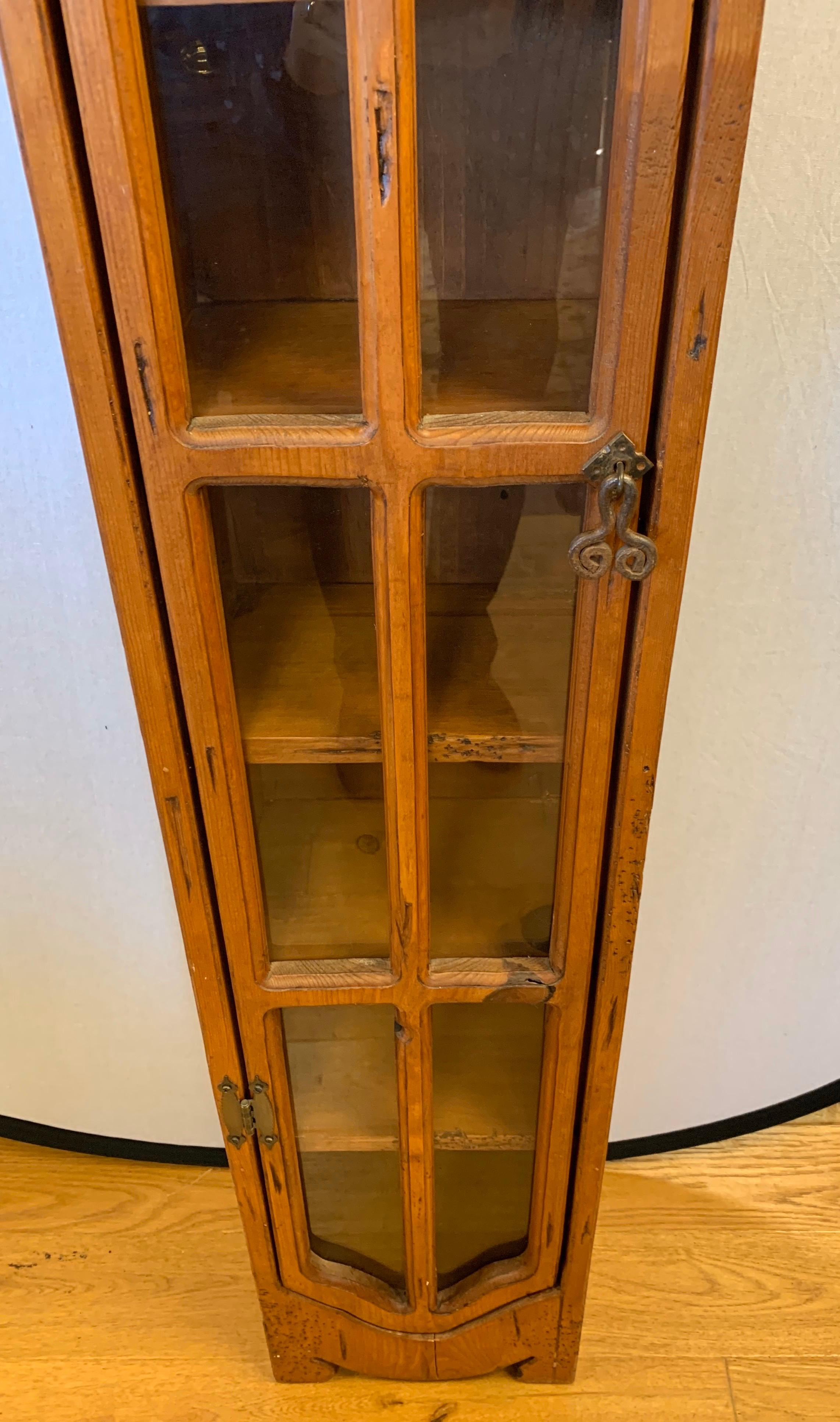 Scandinavian Midcentury Very Narrow Danish Display Case Cabinet Eight Shelves In Good Condition In West Hartford, CT