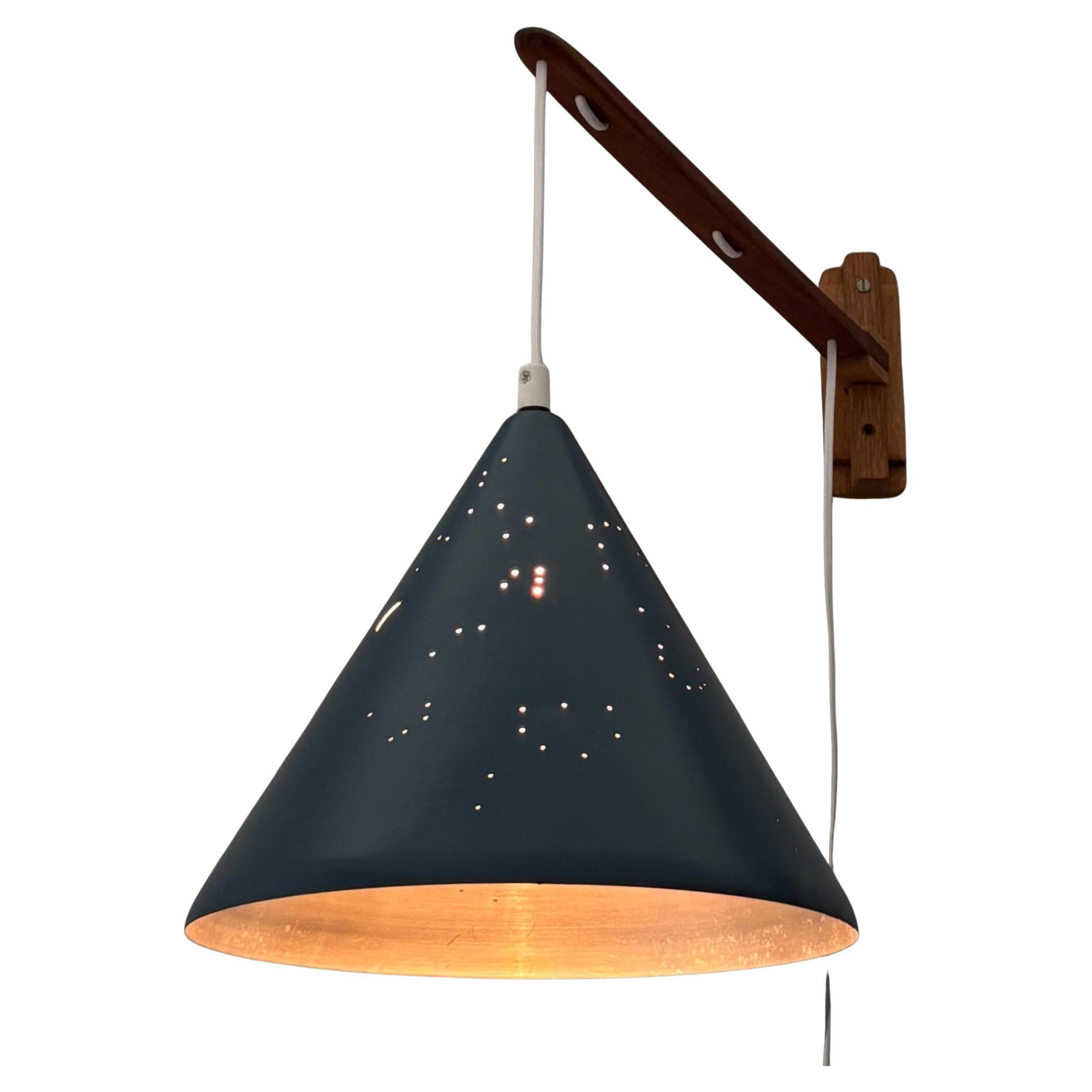 Lampada da parete scandinava di metà secolo con costellazioni stellari, Svezia, anni '50