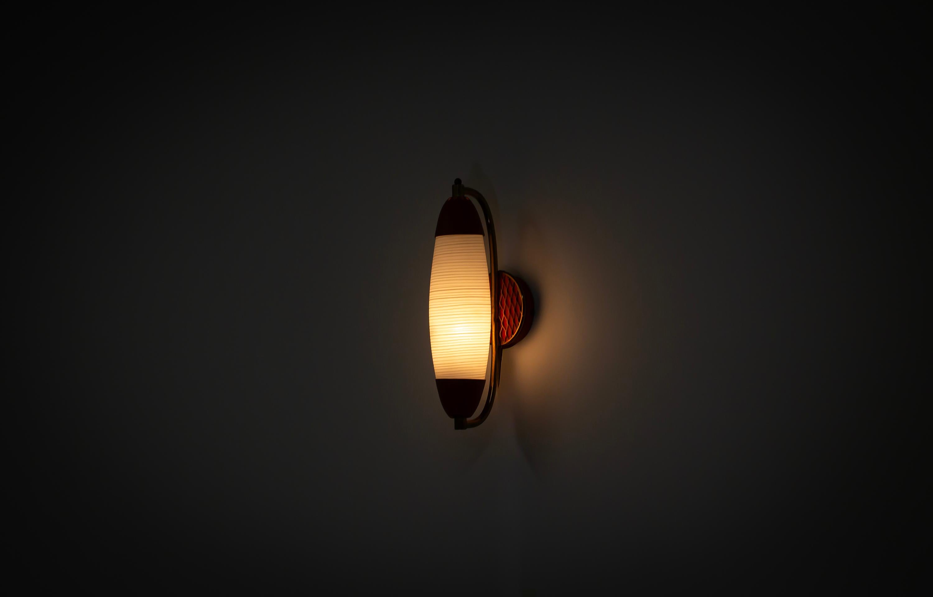 Lampada da parete scandinava di metà secolo, Norvegia, anni '50 in vendita 1