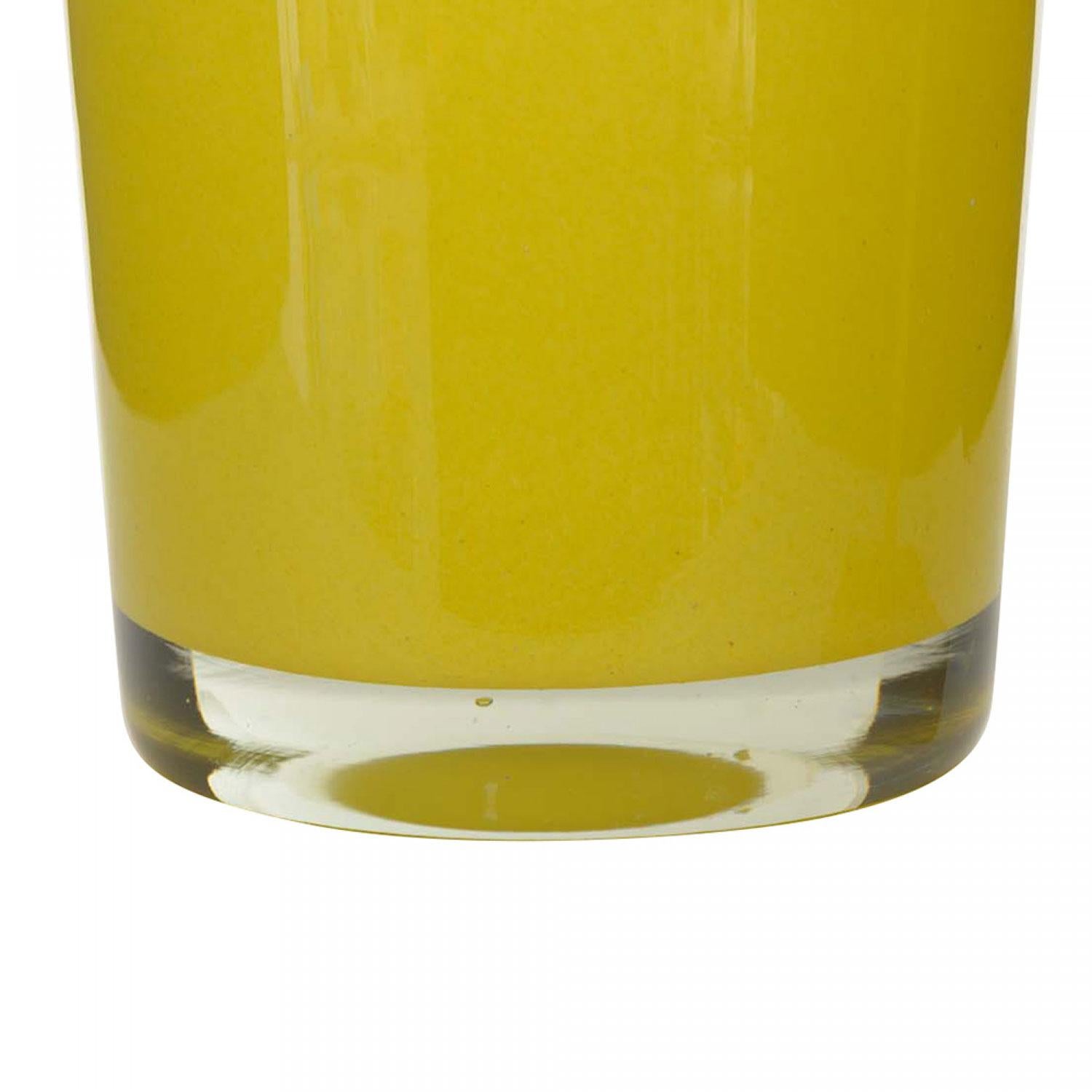 Scandinavo Scandinavian Mid-Century Yellow Glass Vase in vendita