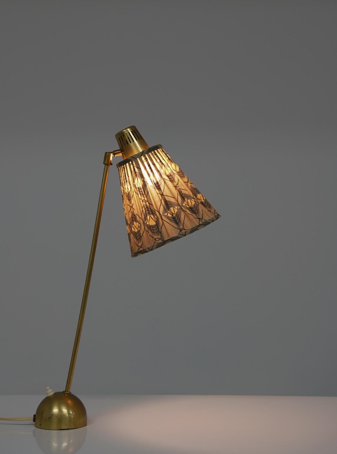 20th Century Scandinavian Midcentury Desk Lamp by Hans Bergström for Ateljé Lyktan For Sale