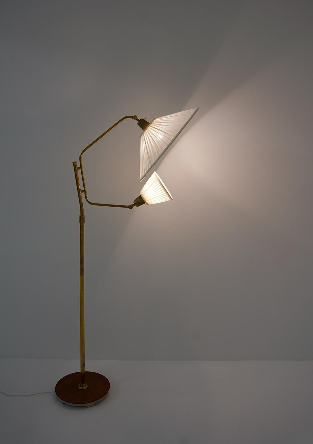 Scandinavian Midcentury Floor Lamp by Bertil Brisborg for NK For Sale 6