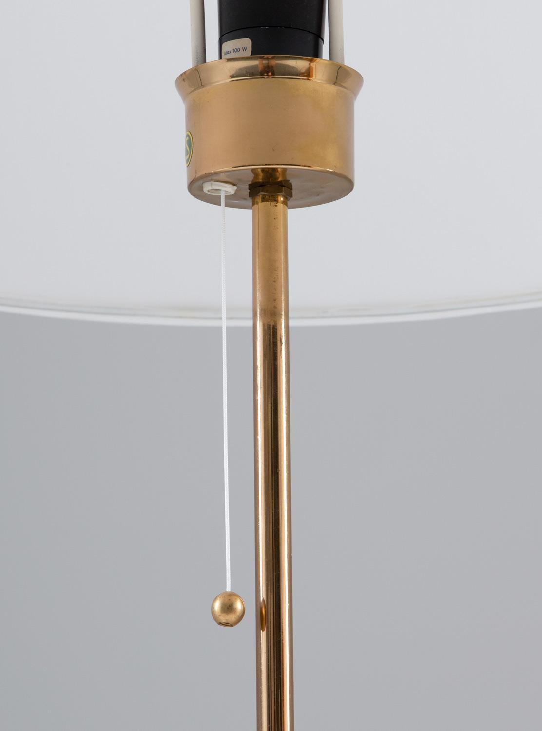 Scandinavian Midcentury Floor Lamp in Brass and Leather by Bergboms, Sweden For Sale 1