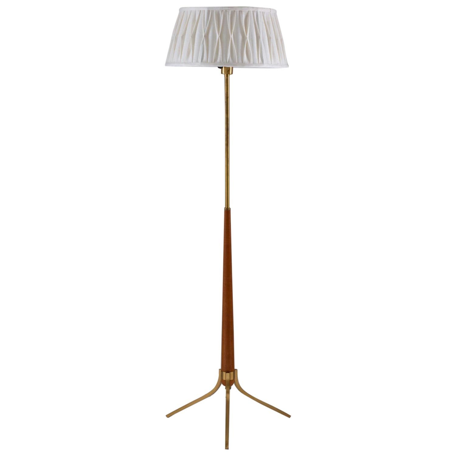 Scandinavian Midcentury Floor Lamp in Brass and Wood