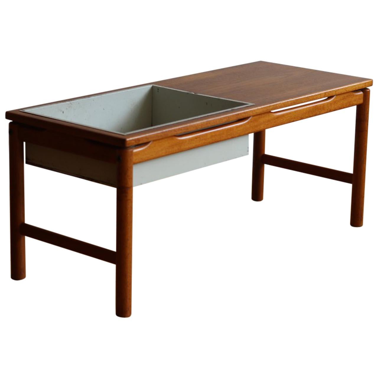 Scandinavian Midcentury HMB Planter and Coffee Table