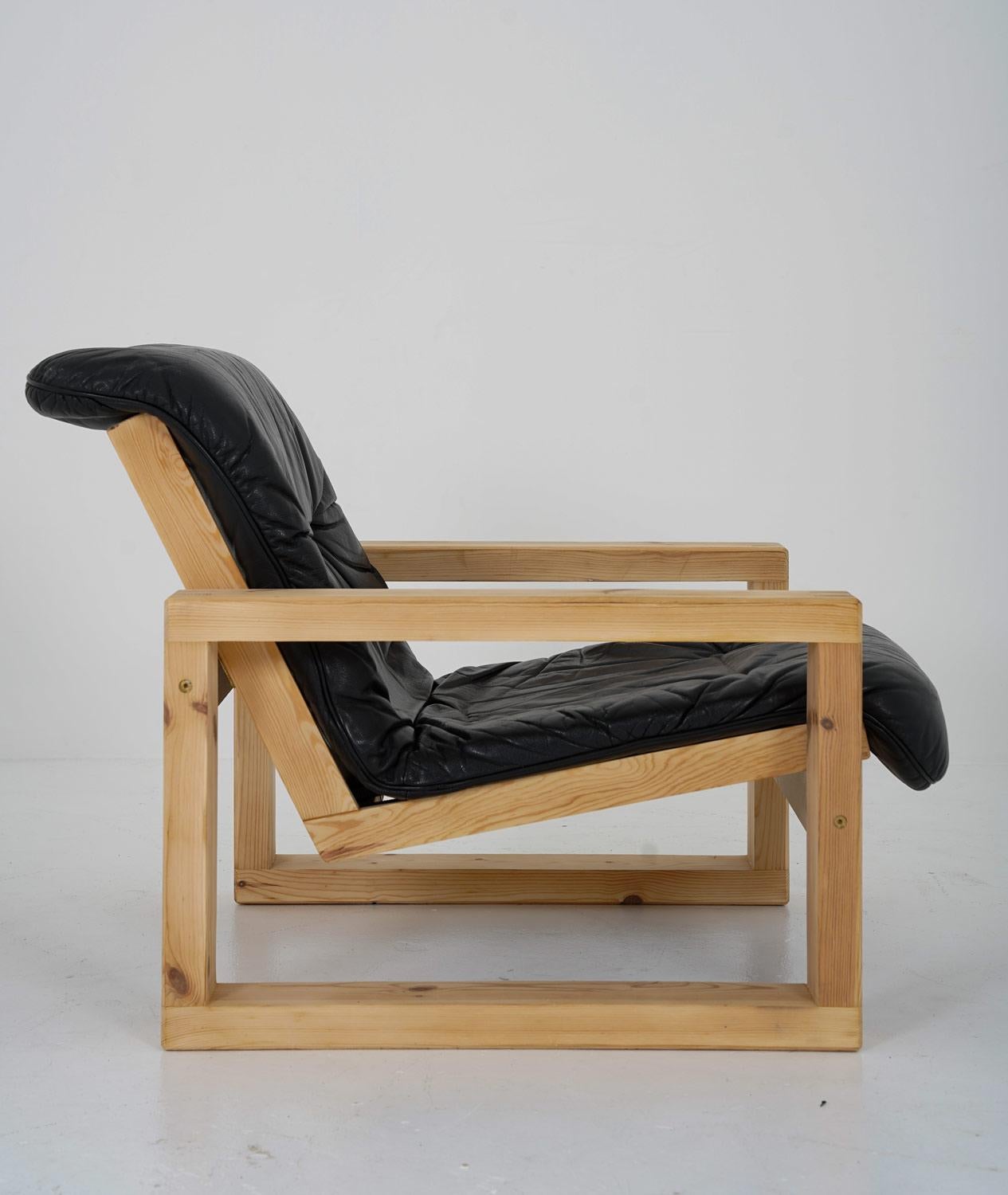 20th Century Scandinavian Midcentury Lounge Chairs by Yngve Ekström for Swedese For Sale