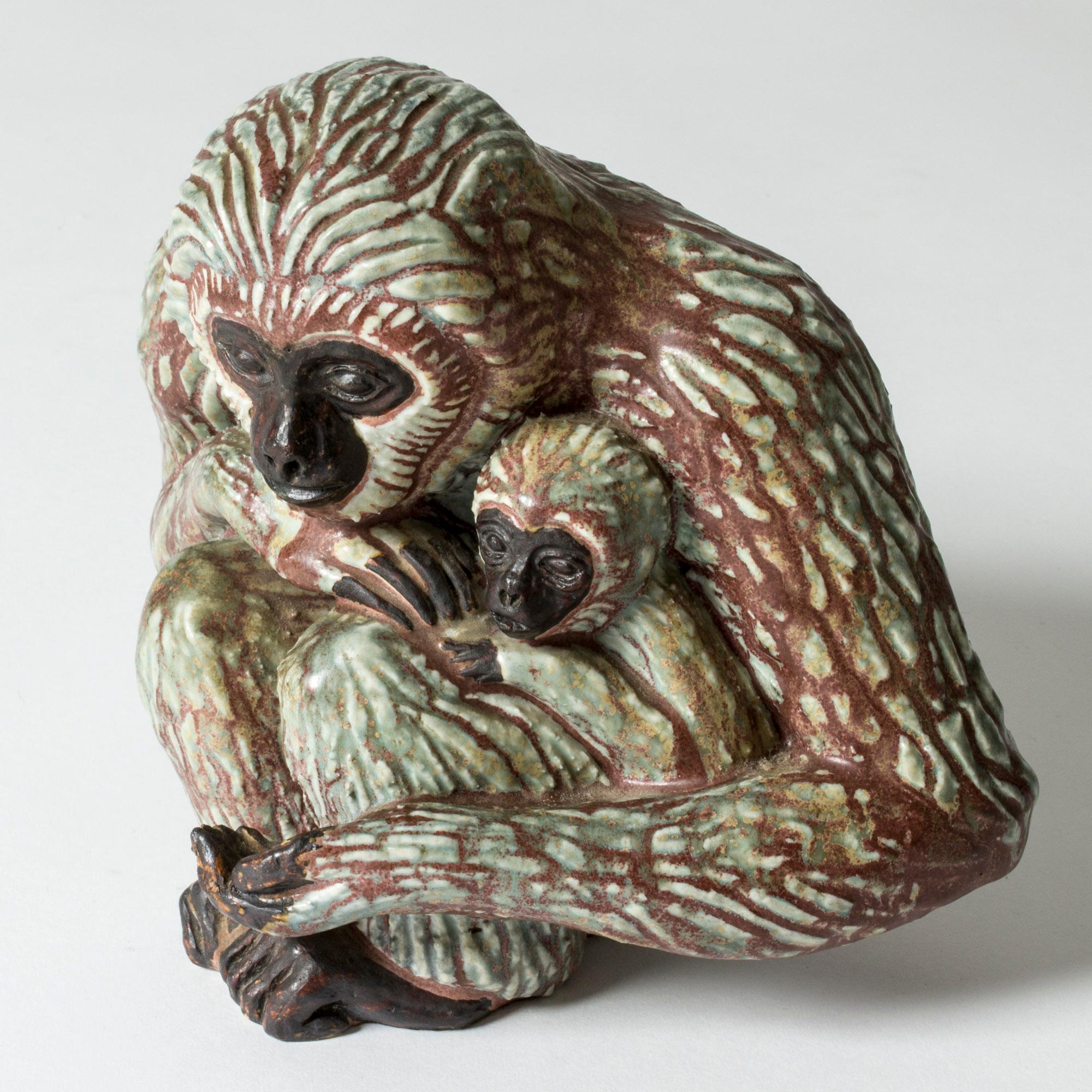 Scandinavian Midcentury Monkeys Figurine by Gunnar Nylund for Rörstrand, Sweden In Good Condition In Stockholm, SE