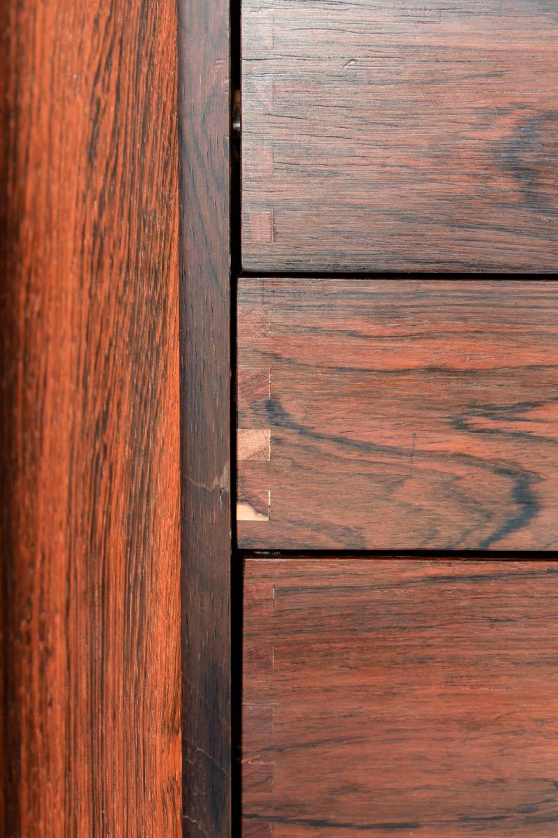 Credenza scandinava di metà secolo in palissandro 