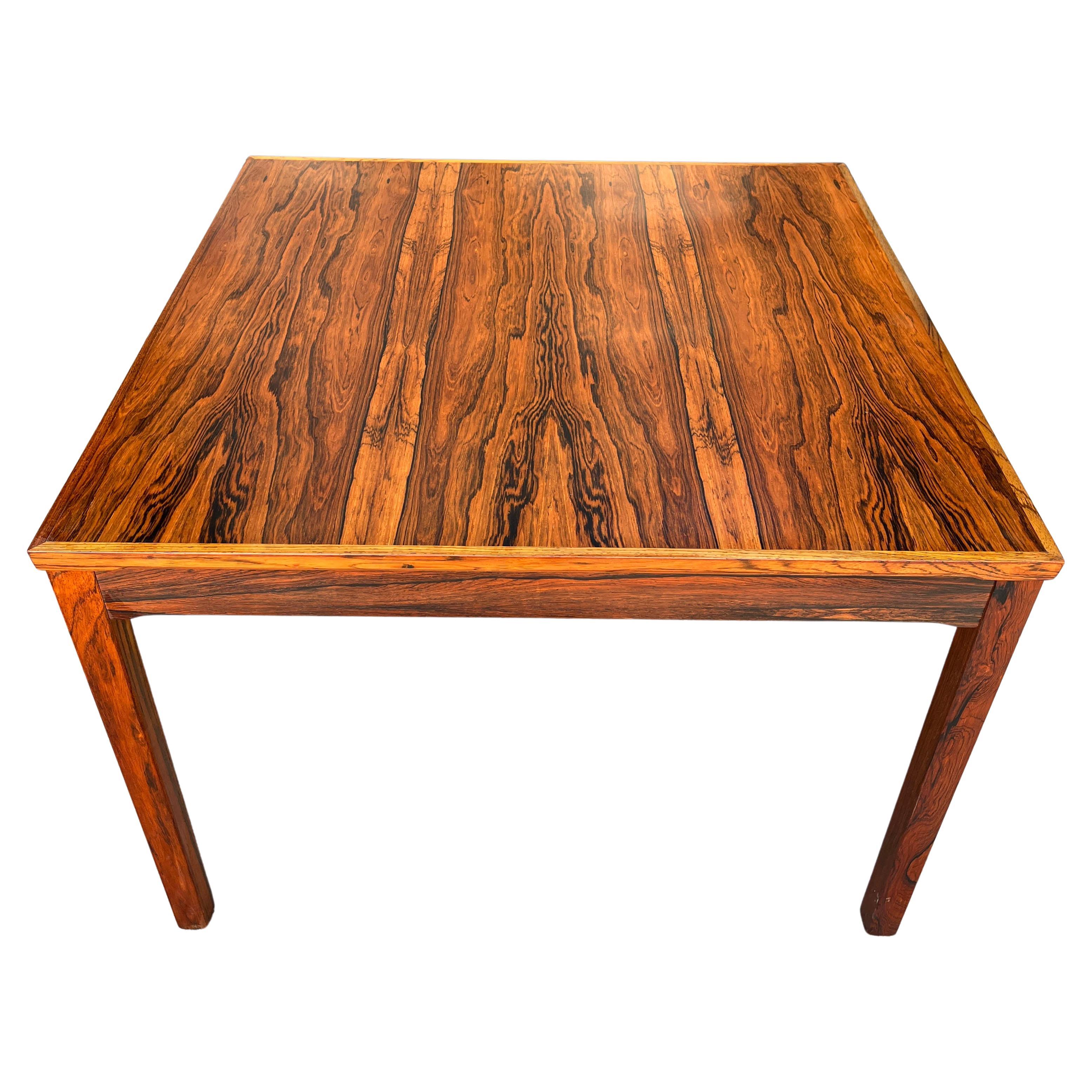 Scandinavian Midcentury Rosewood Table In Good Condition For Sale In BROOKLYN, NY