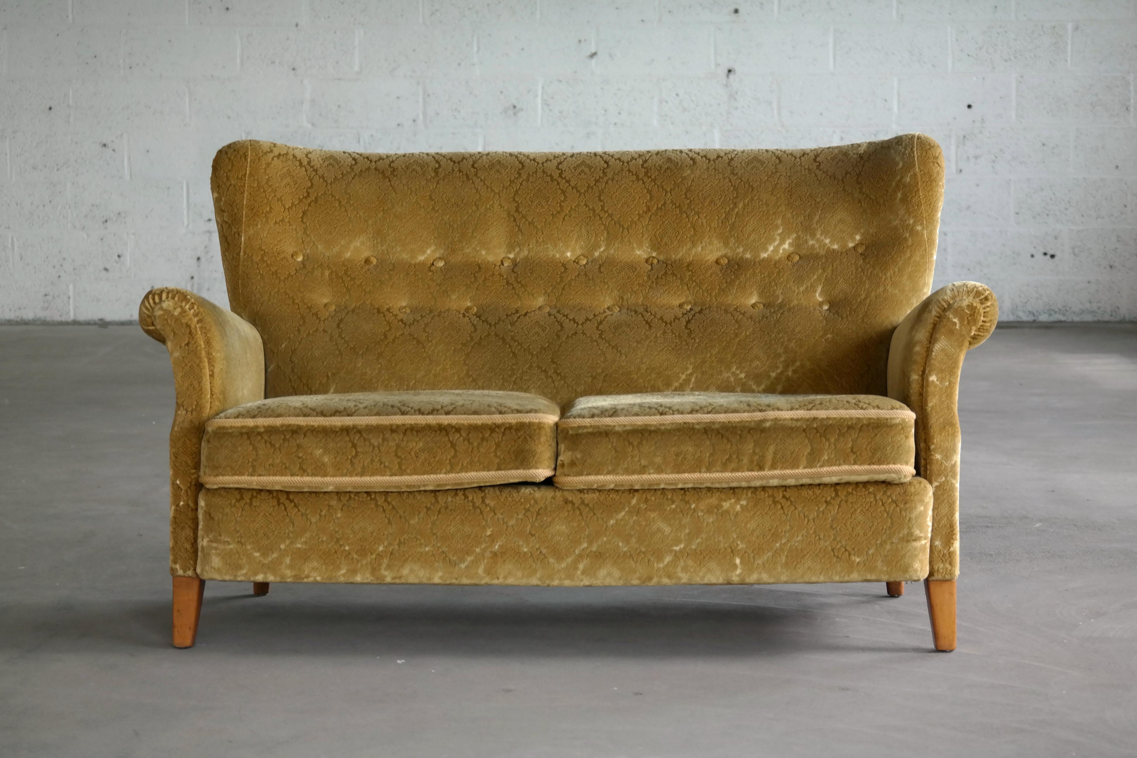 Scandinavian Midcentury Settee or Two-Seat Sofa by DUX, Sweden In Good Condition In Bridgeport, CT