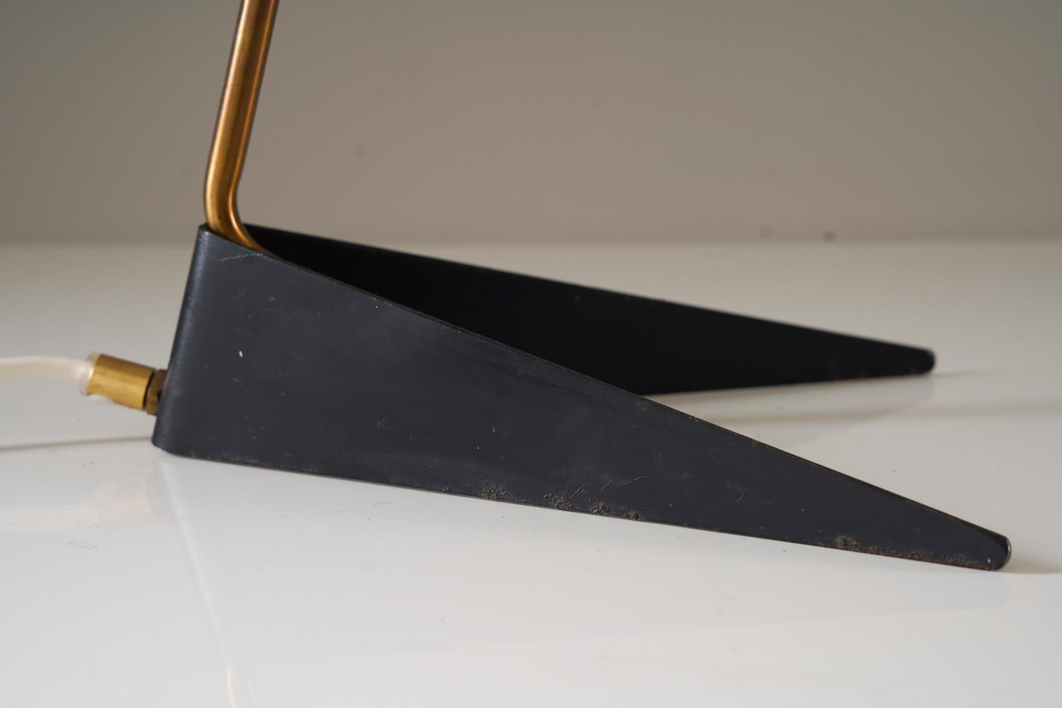 Scandinavian Midcentury Table Lamp by Svend Aage Holm Sørensen For Sale 1