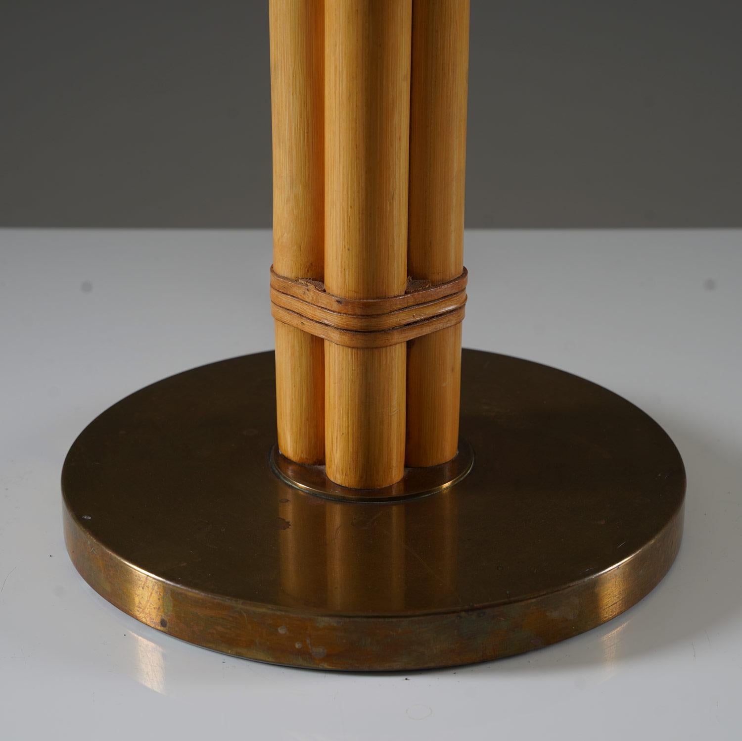Scandinavian Midcentury Table Lamp in Brass and Bamboo by Bergboms, Sweden In Good Condition For Sale In Karlstad, SE