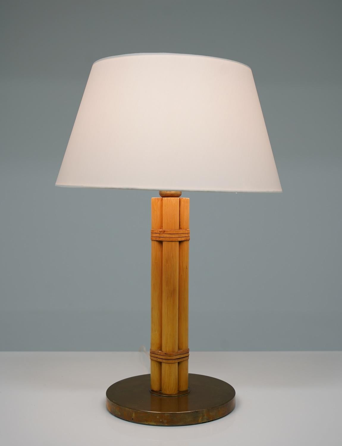 20th Century Scandinavian Midcentury Table Lamp in Brass and Bamboo by Bergboms, Sweden For Sale