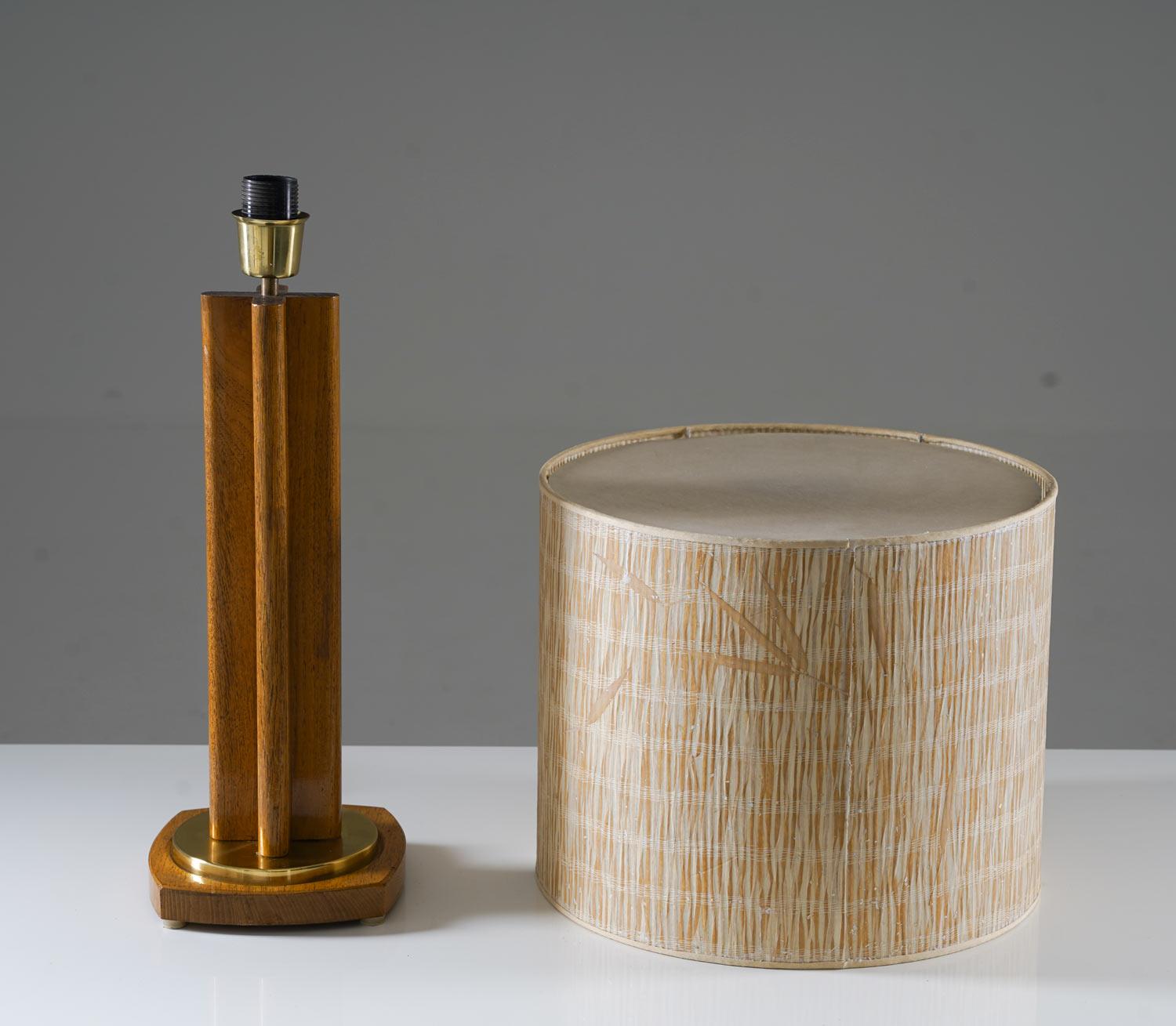 Scandinavian Modern Scandinavian Midcentury Table Lamp in Oak and Brass by MAE, Sweden For Sale