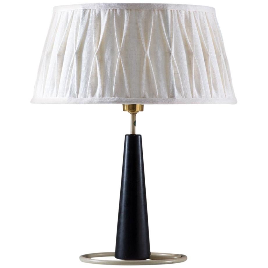 Scandinavian Midcentury Table Lamp Model "B-08" by Bergboms For Sale