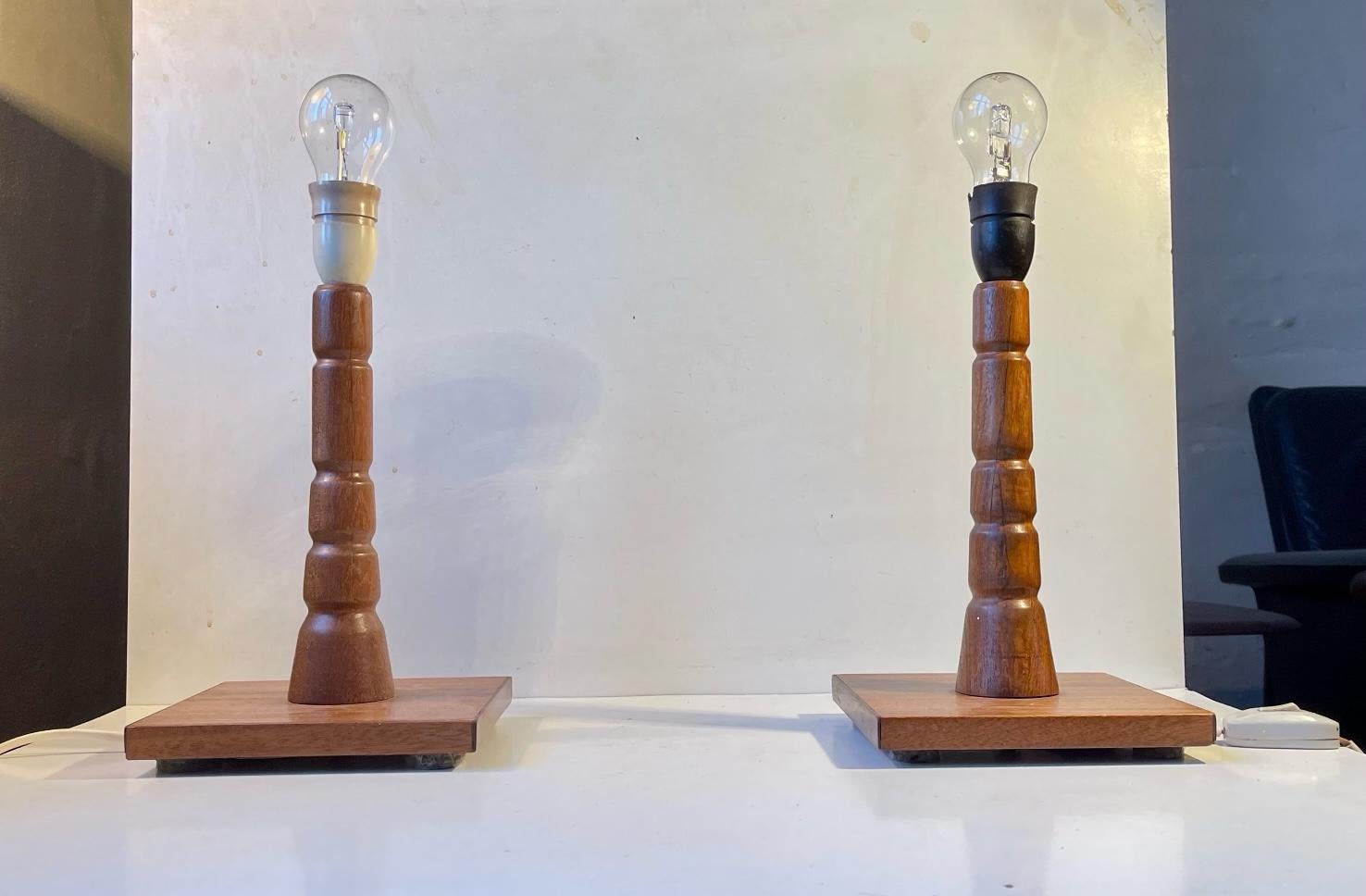 Teck Lampes de bureau scandinaves du milieu du siècle dernier en teck, années 1960, lot de 2 en vente