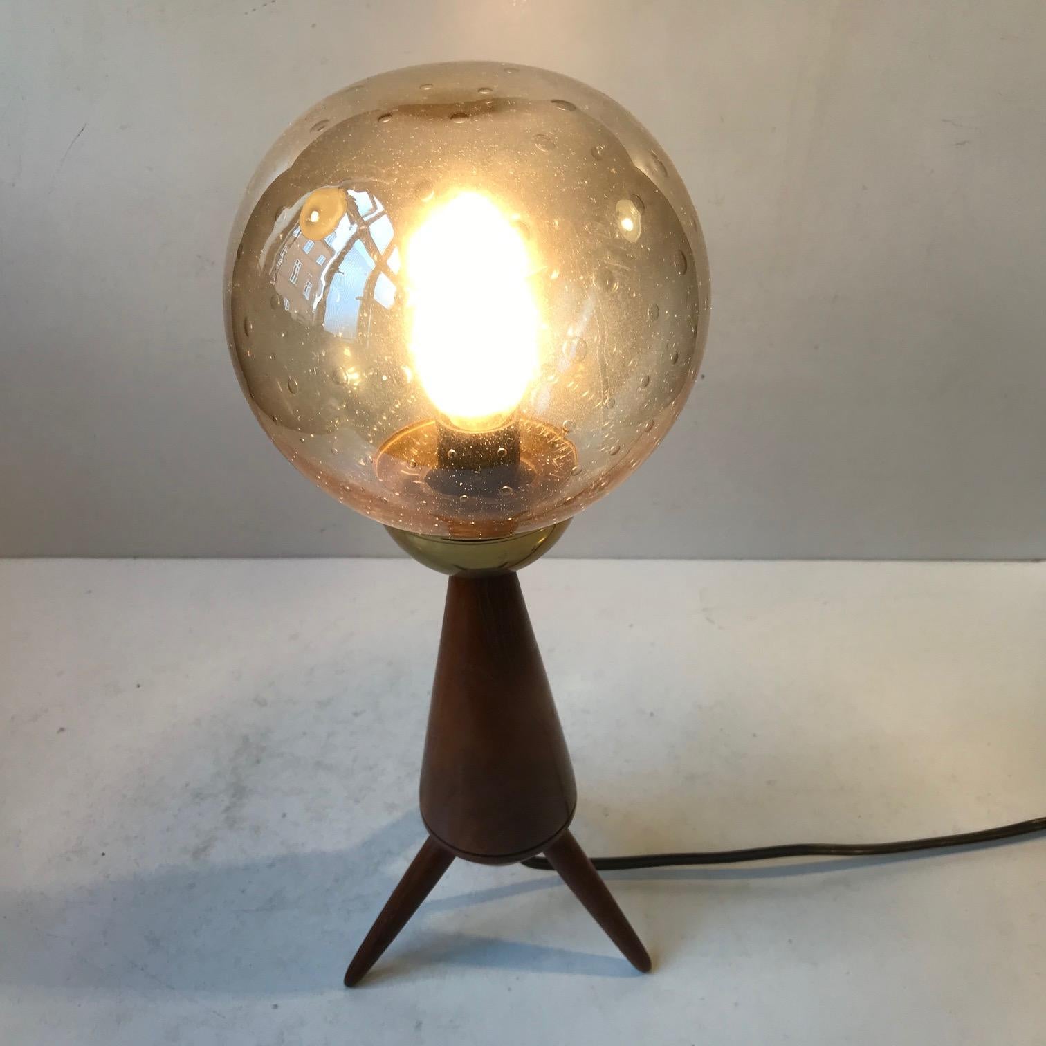 Scandinavian Midcentury Tripod Table Lamp in Teak and Glass, 1960s For Sale 1