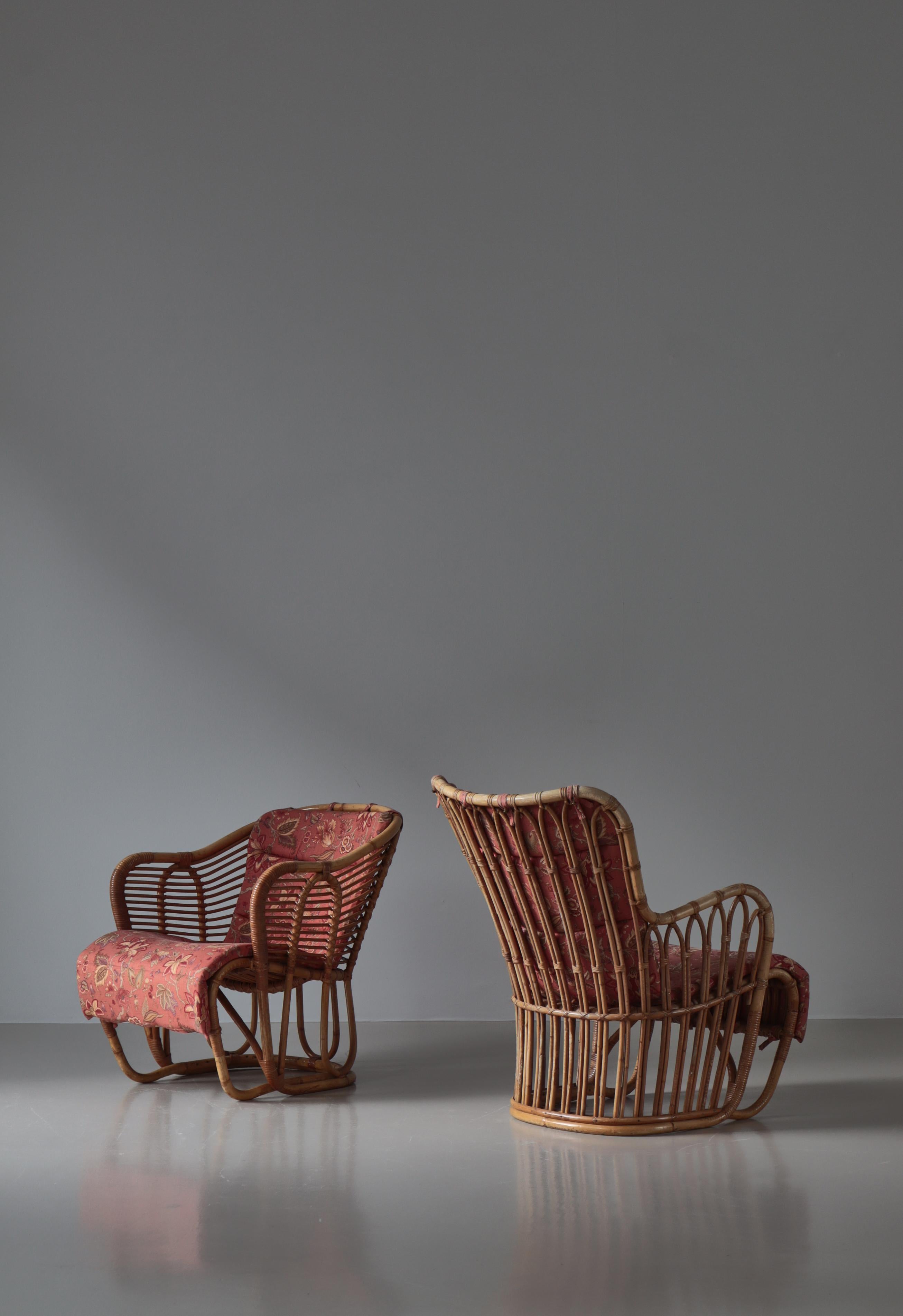 Scandinavo moderno Sedie da salotto in rattan The Modern Scandinavian 1940s by Tove Kindt-Larsen at Wengler in vendita