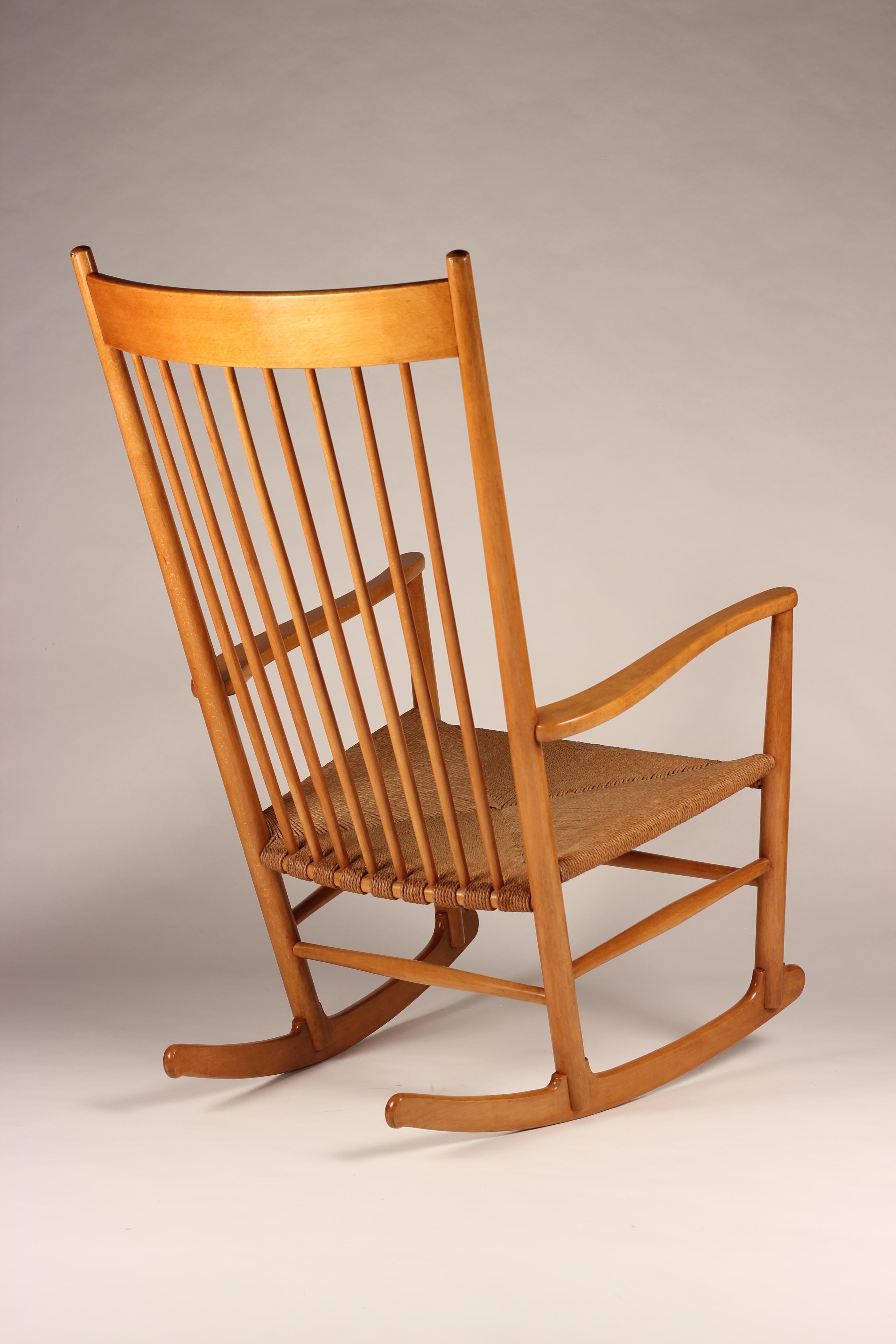 Hand-Woven Scandinavian Modern 1950’s Hans Wegner Rocking Chair J16 in Beech & Danish Cord