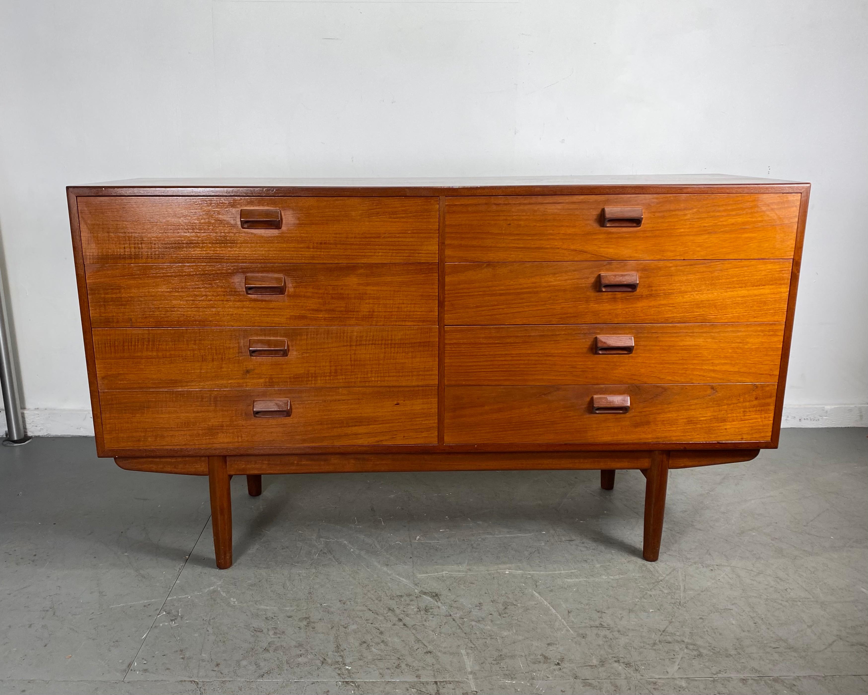 Early 1950s Scandinavian modern 8-drawer teak dresser by Børge Mogensen for Soborg Mobler // Denmark... Classic Danish design, Superior quality and construction, Birch interior, nice original condition, wonderful patina, color, unusual hand pulls,