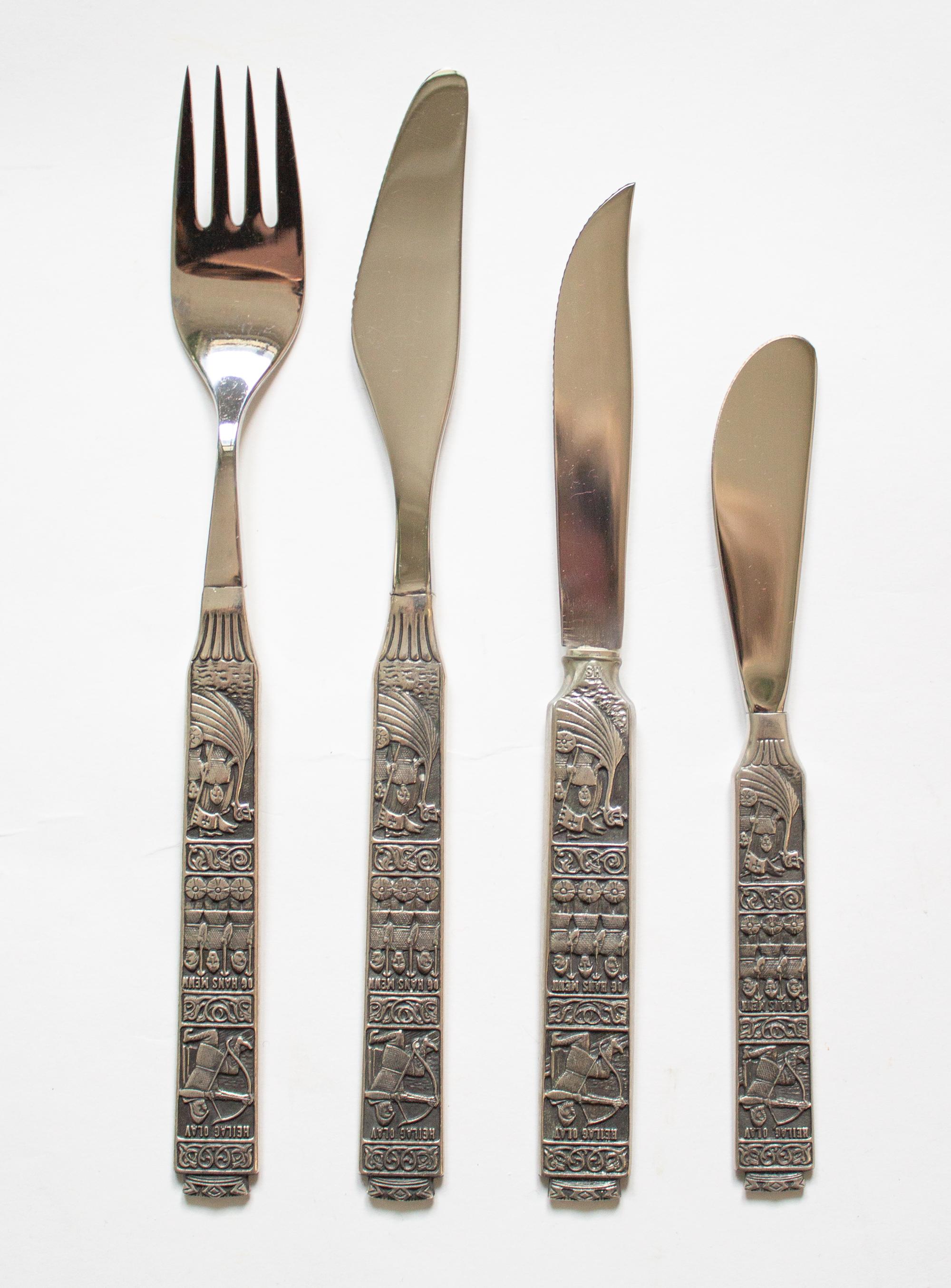 Beautiful and rare new set including 98 pieces total. Stainless steel with pewter handle, a very nice and clean condition highly collectible. Beautiful motif pattern with a tribute to the Viking king Olaf made in Norway.

12 teaspoons
12 starter