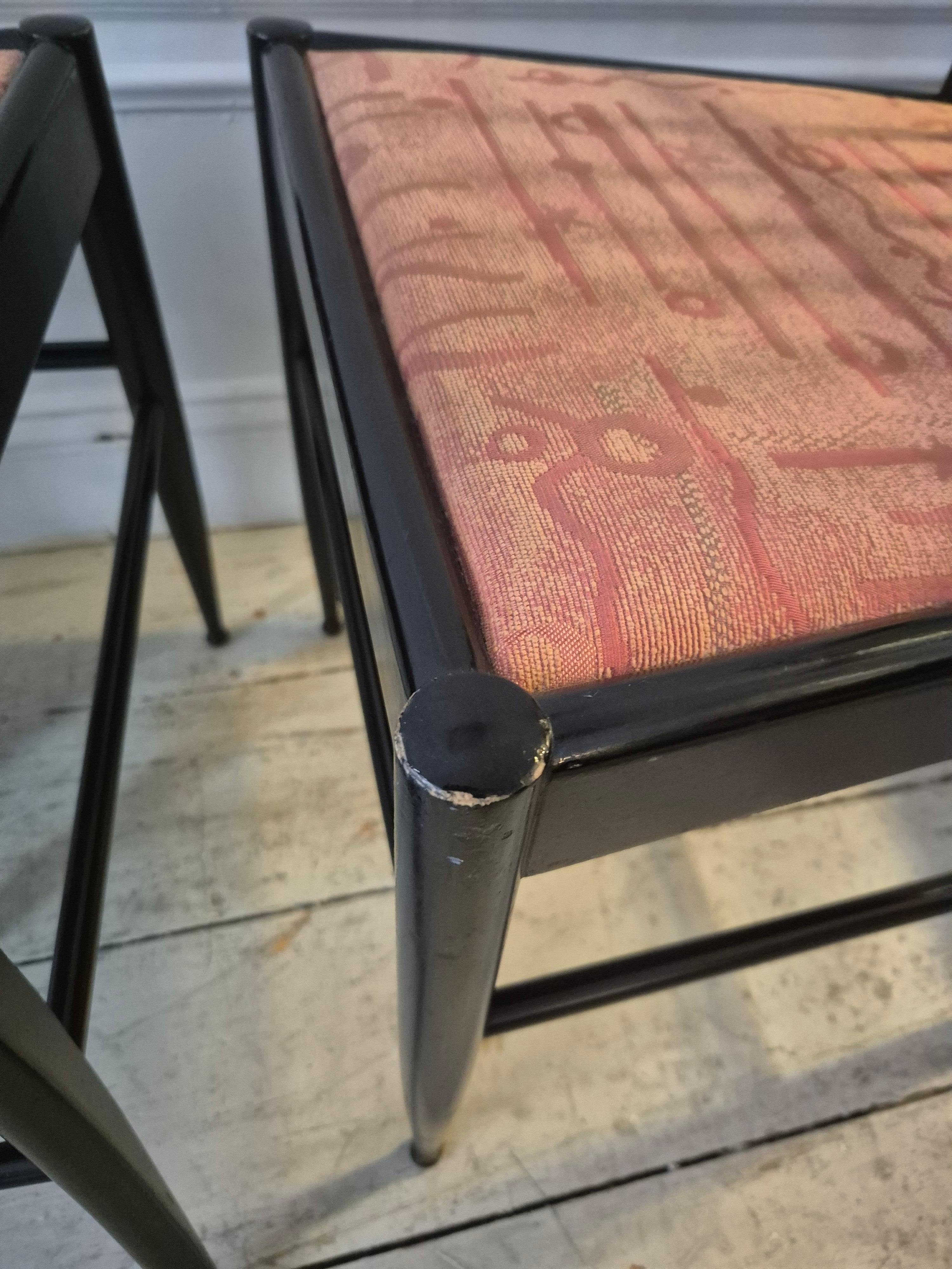The Modernity, ensemble de six chaises, modèle Charlotte, bois laqué noir en vente 4