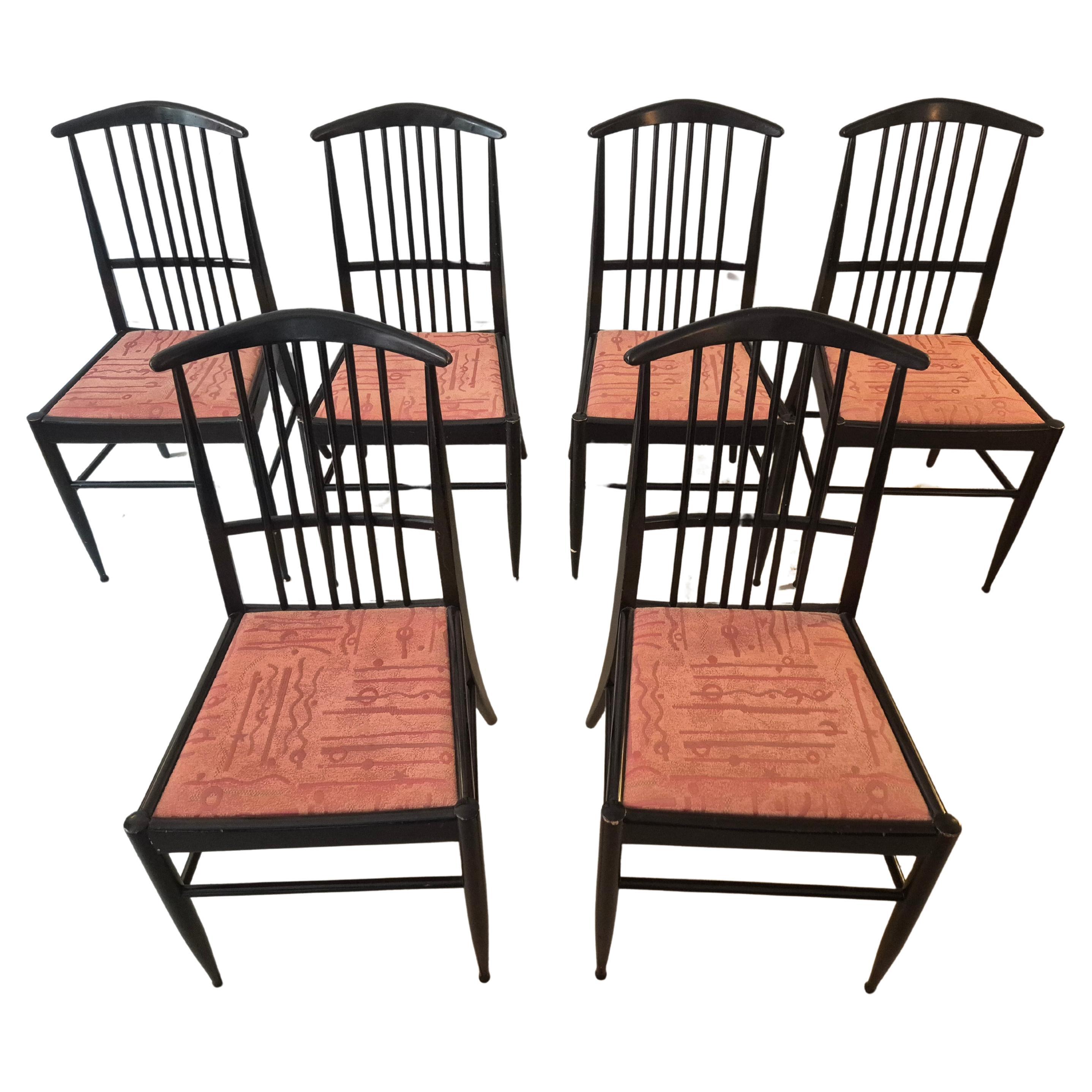 The Modernity, ensemble de six chaises, modèle Charlotte, bois laqué noir en vente