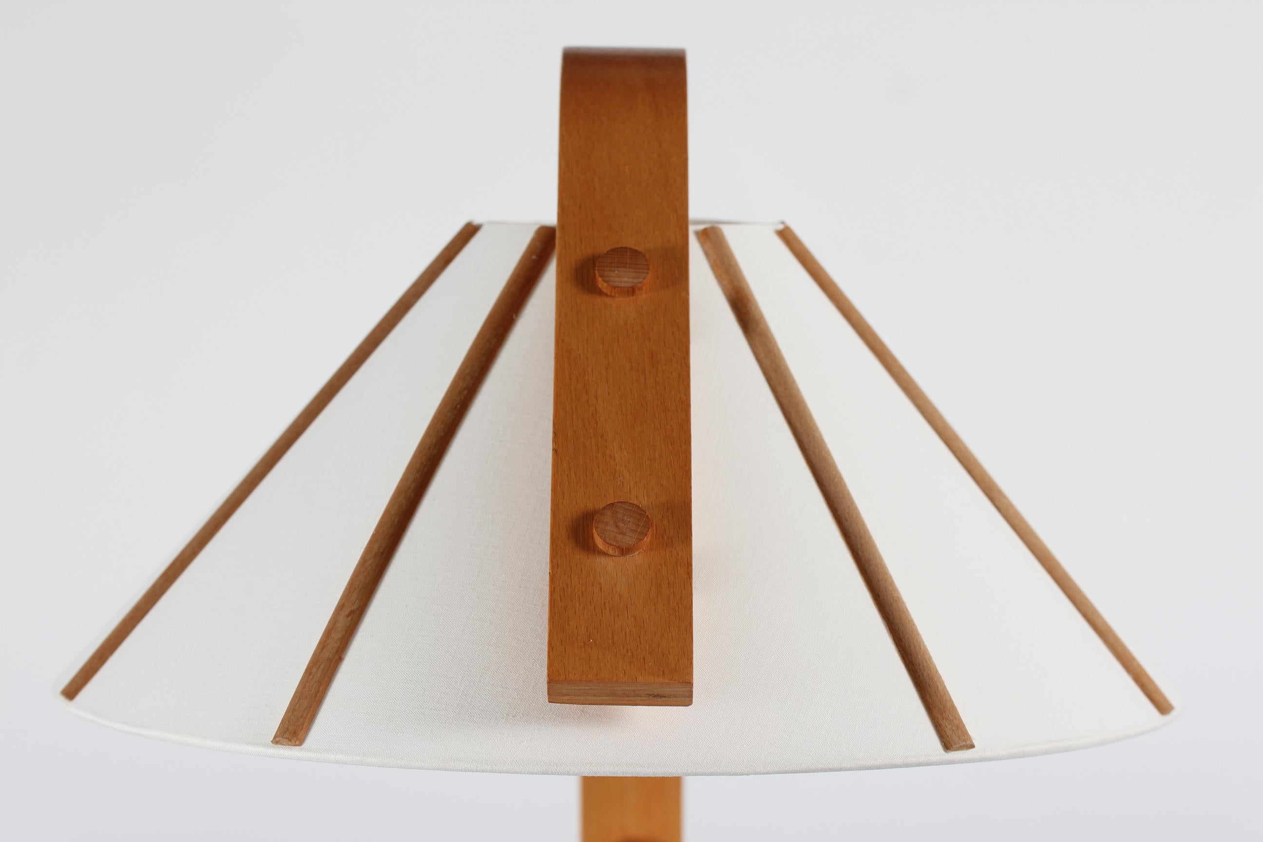 Swedish Scandinavian Modern Aneta Table Lamp by Jan Wickelgren Beech Wood, Sweden, 1970s