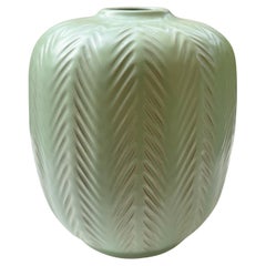 Scandinavian Modern Anna-Lisa Thomson Stoneware Vase in Jade green, Sweden