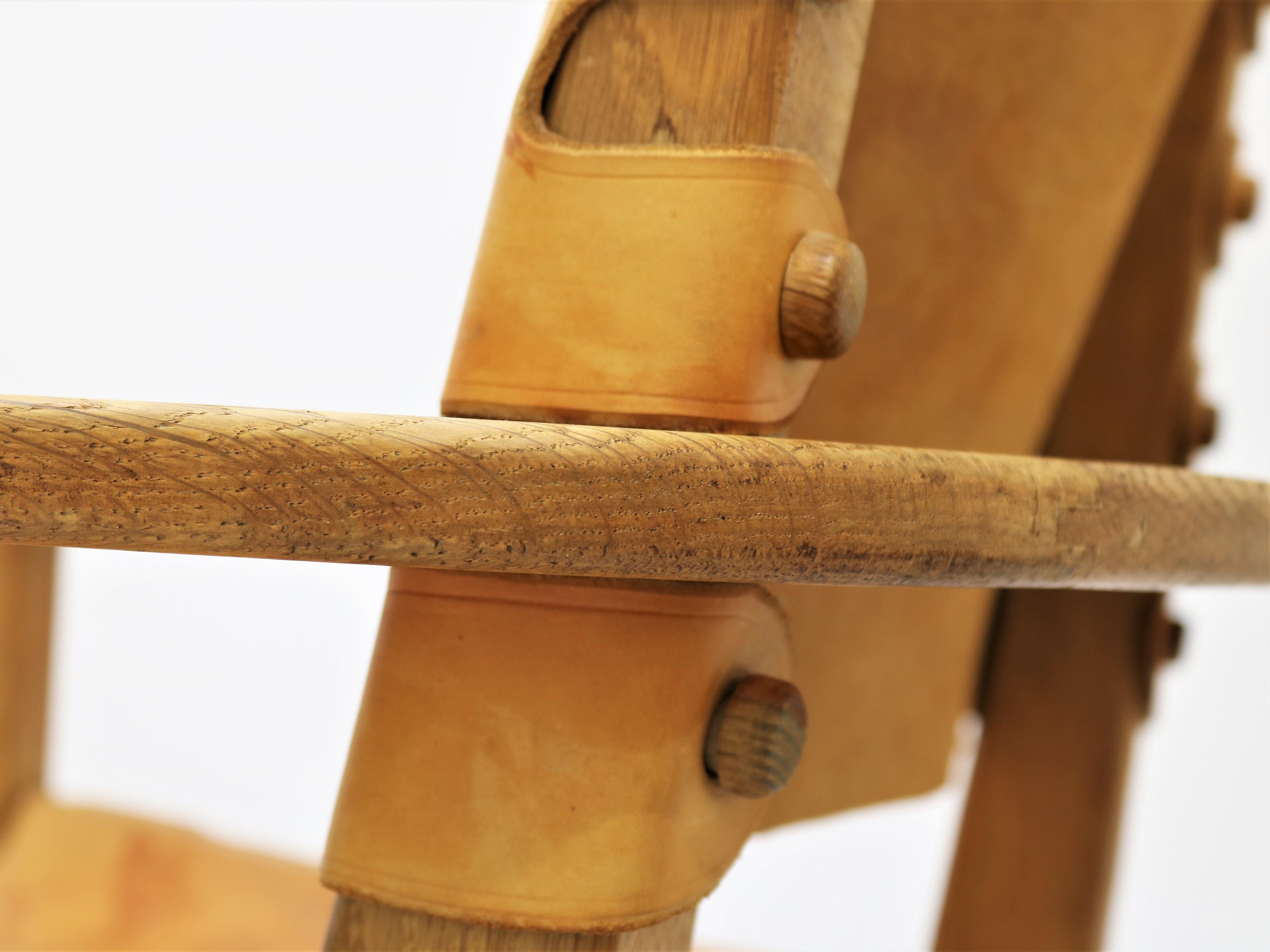 Scandinavian Modern Armchair in Oak and Saddle Leather, 1960s In Good Condition In Odense, DK