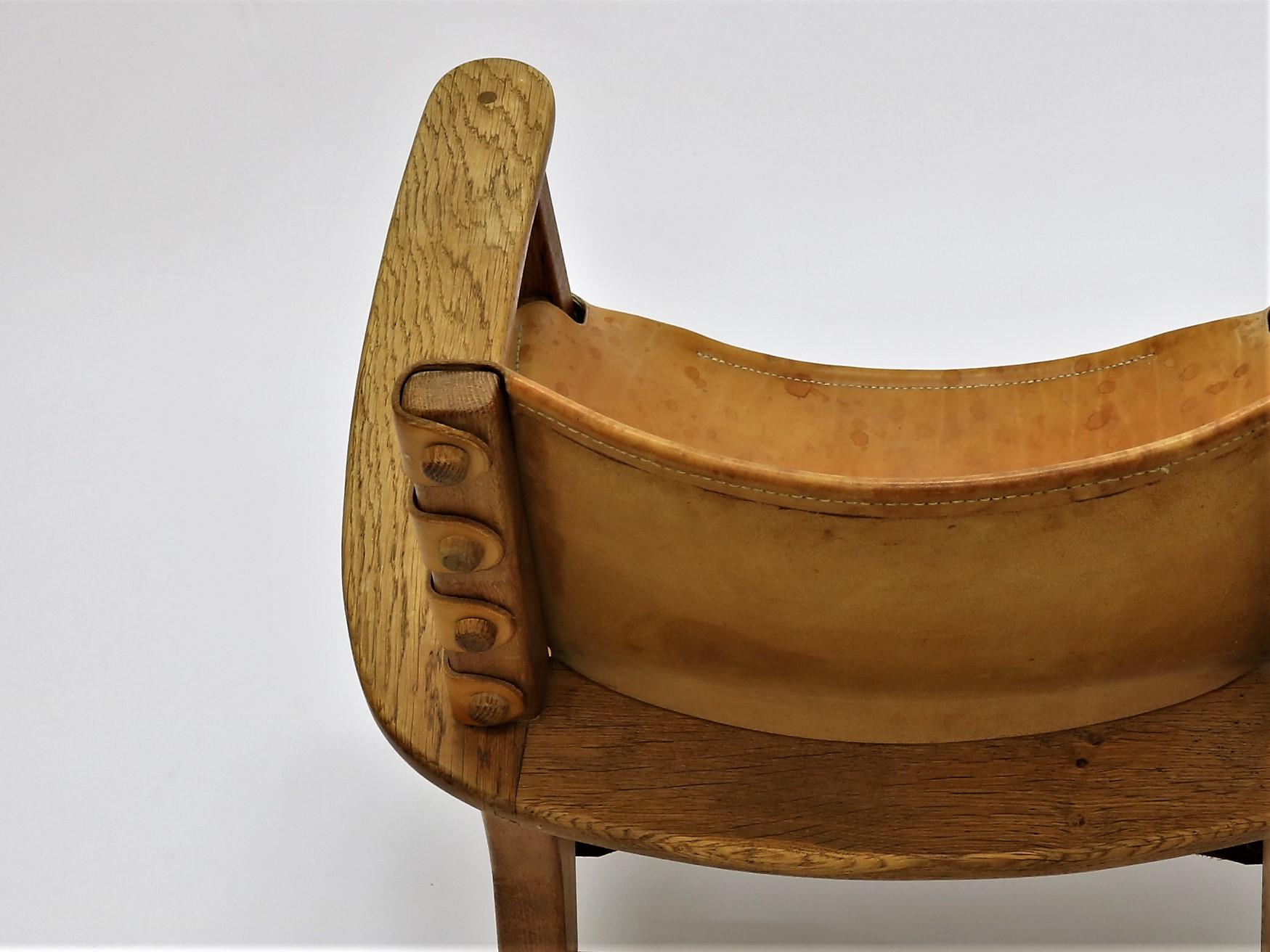 Mid-20th Century Scandinavian Modern Armchair in Oak and Saddle Leather, 1960s