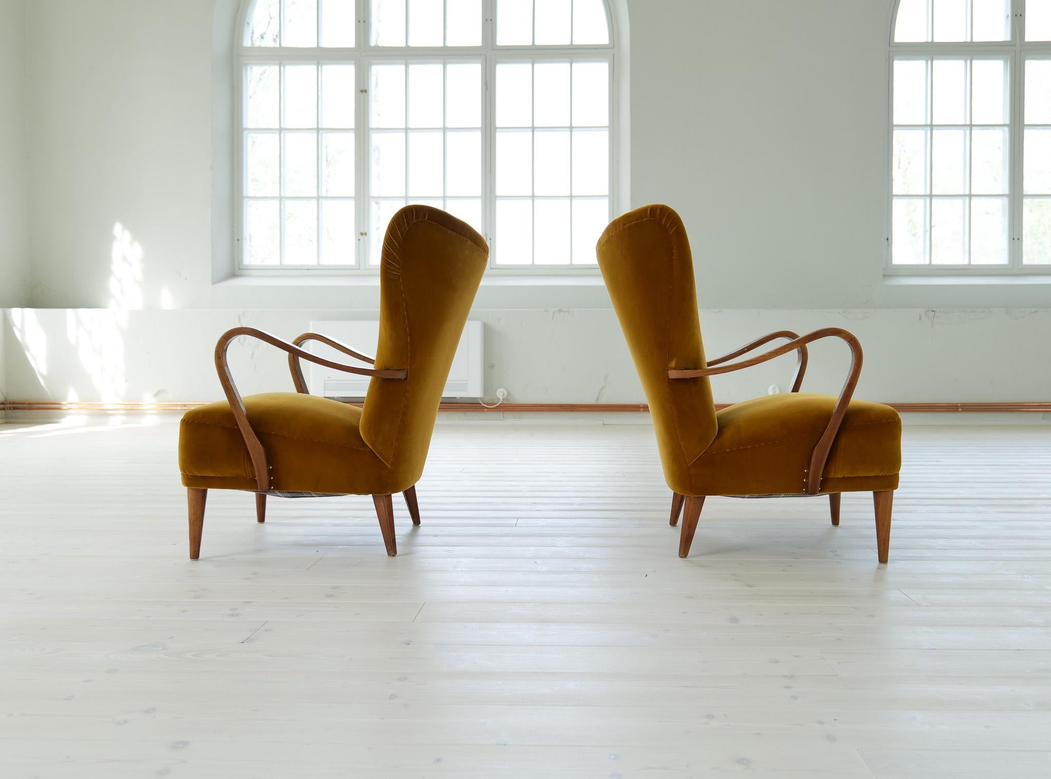 Scandinavian Modern Art Deco Lounge Chairs in Velvet Sweden 1940s For Sale 5