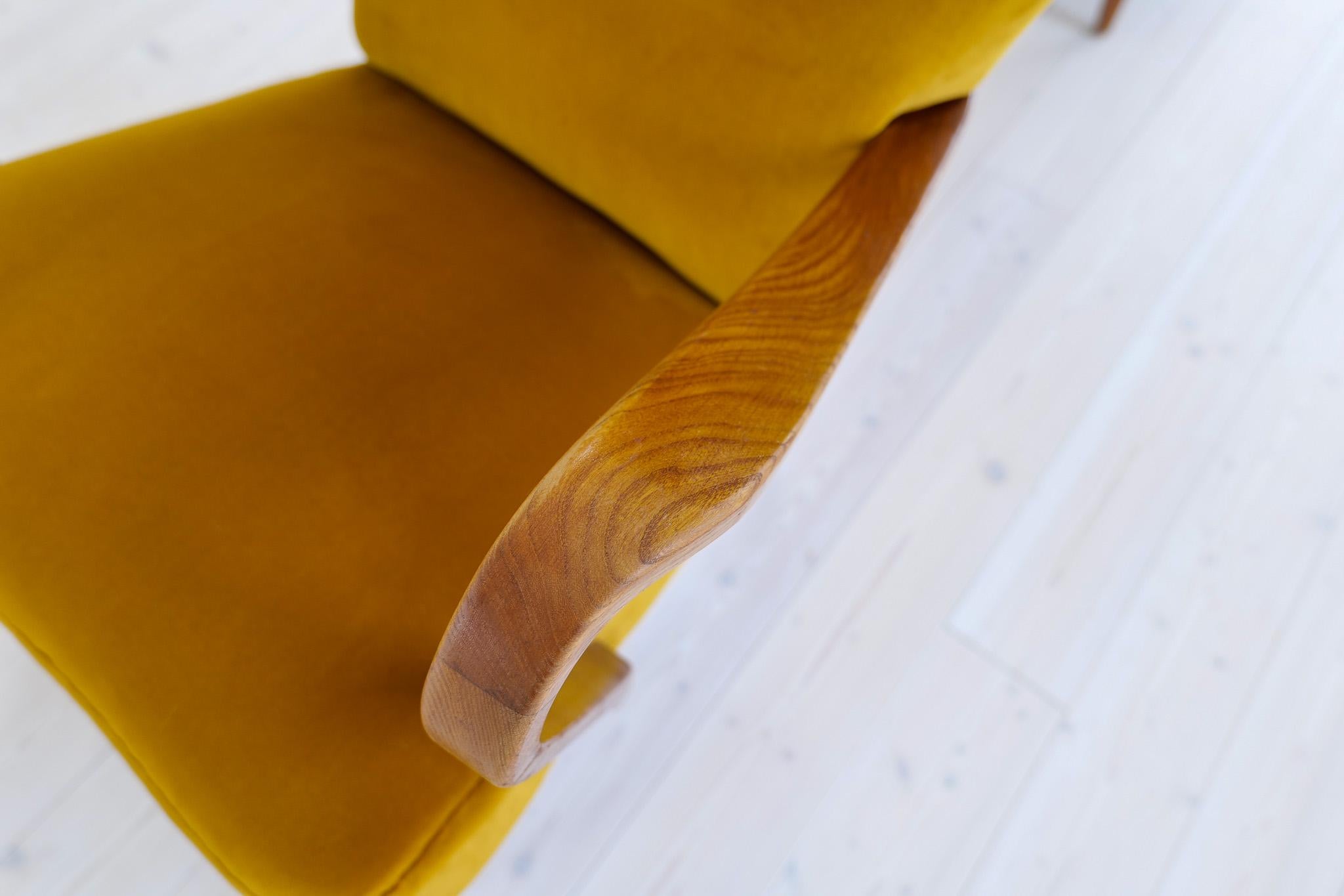 Scandinavian Modern Art Deco Lounge Chairs in Velvet Sweden 1940s For Sale 10