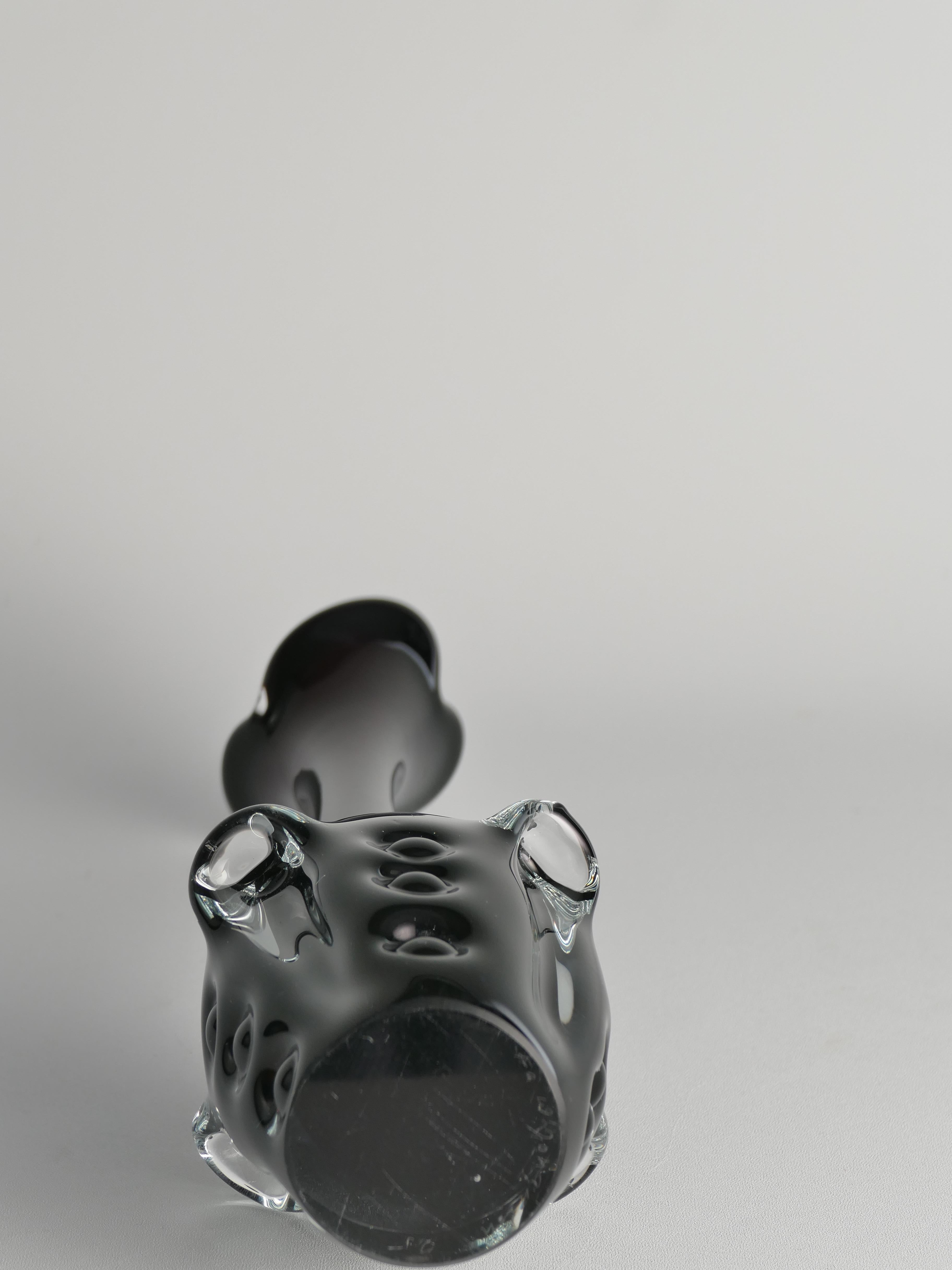 Scandinavian Modern Art Glass Vase by Börne Augustsson for Åseda For Sale 14