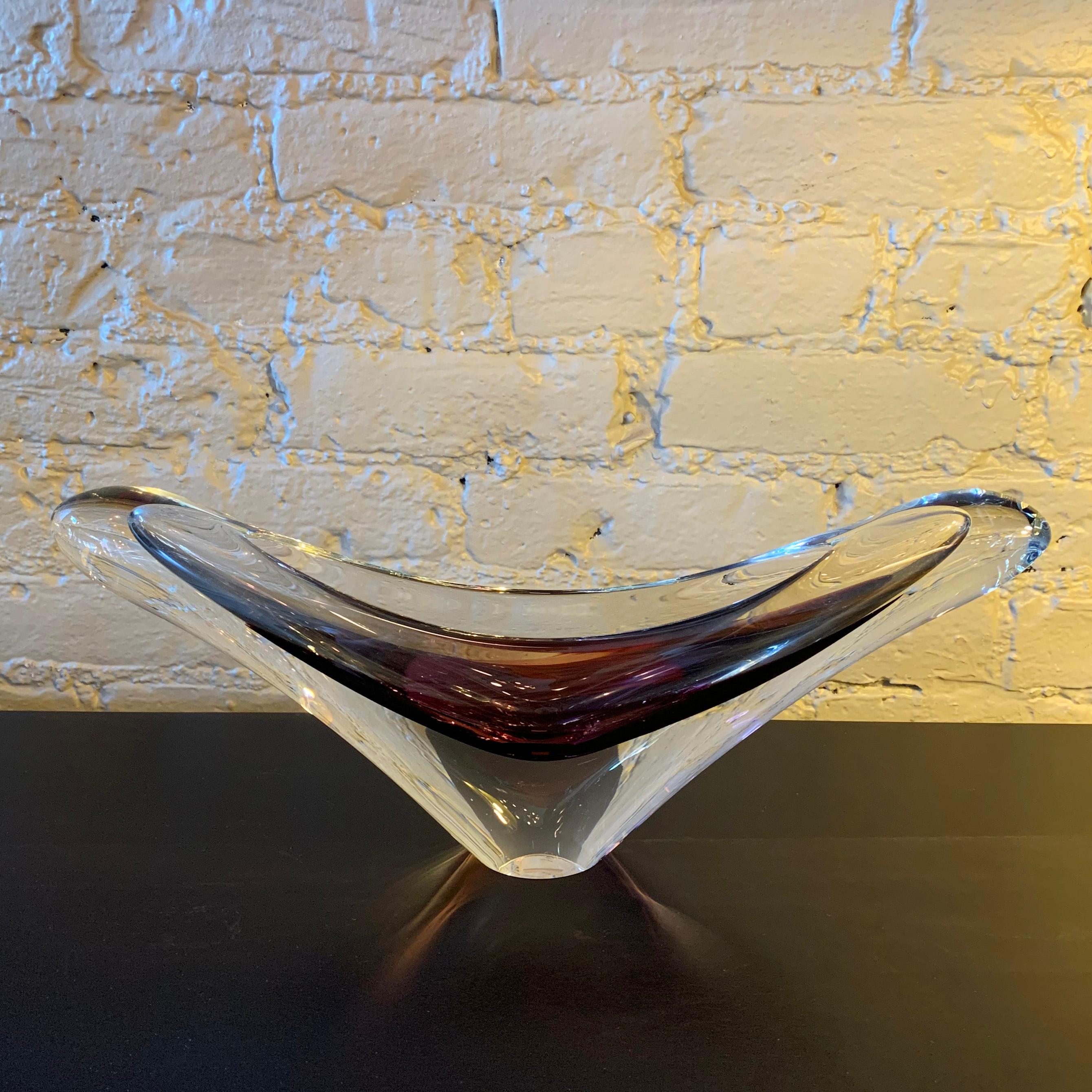 Scandinavian modern, freeform, art glass vase or vessel by Paul Kedelv for Flygsfors, Sweden features a deep amethyst core.