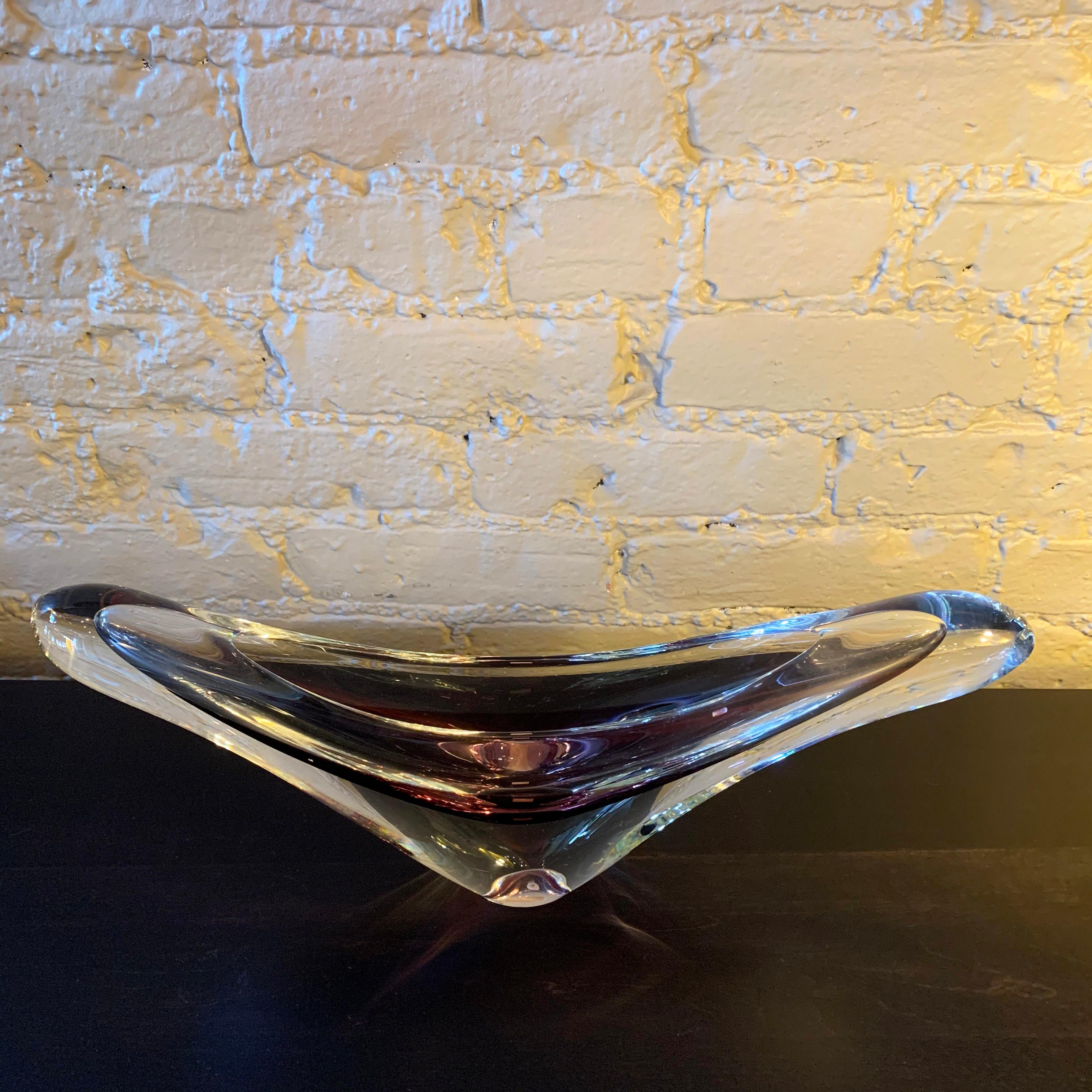 Scandinavian Modern Art Glass Vase by Paul Kedelv for Flygsfors, Sweden In Good Condition In Brooklyn, NY
