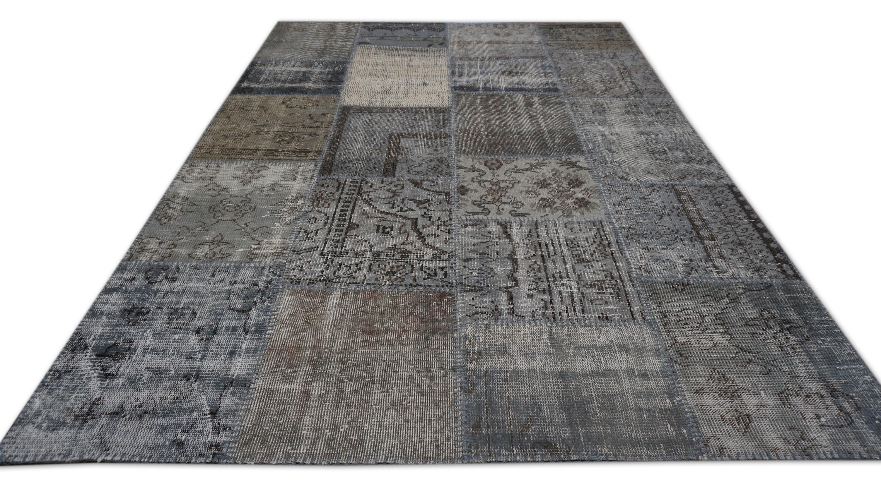 Skandinavischer moderner Eschengrauer Patch Work-Wollteppich 5'7''x7'11'' (Skandinavische Moderne) im Angebot