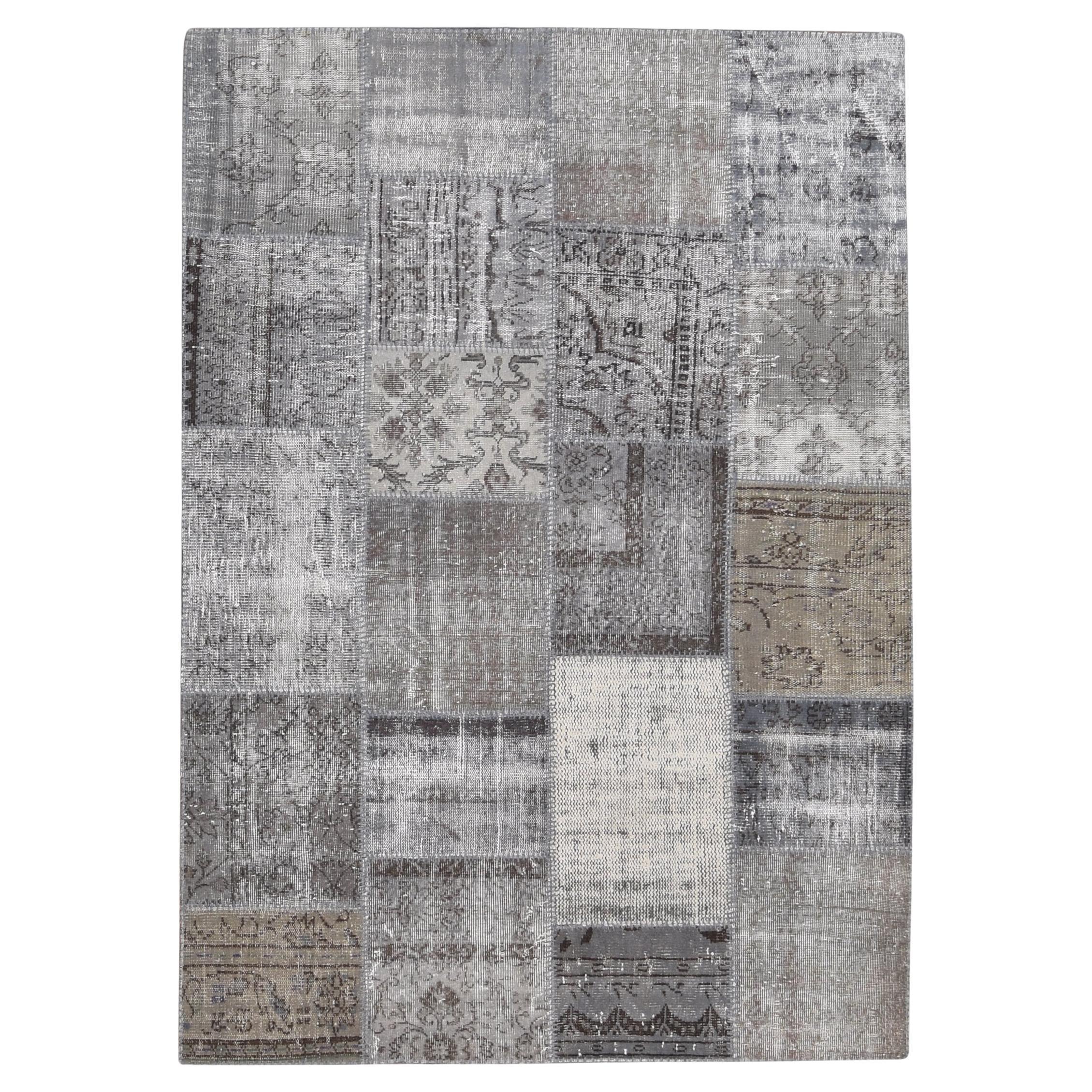 Scandinavian Modern Ash Gray Patch Work Wool Rug 5'7''x7'11''