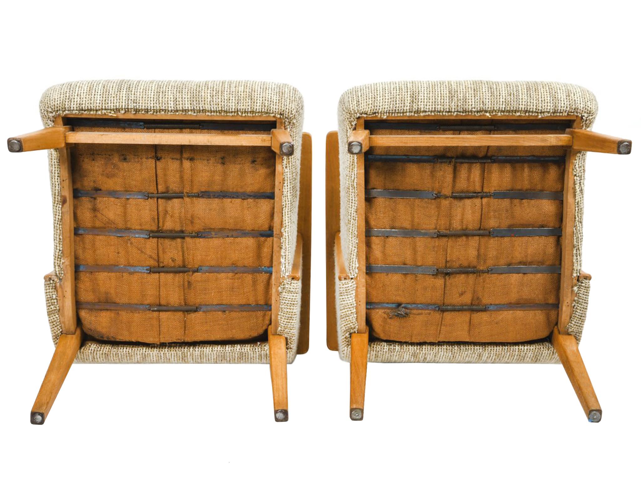 Sedie da salotto The Modern Scandinavian - Una coppia in vendita 6