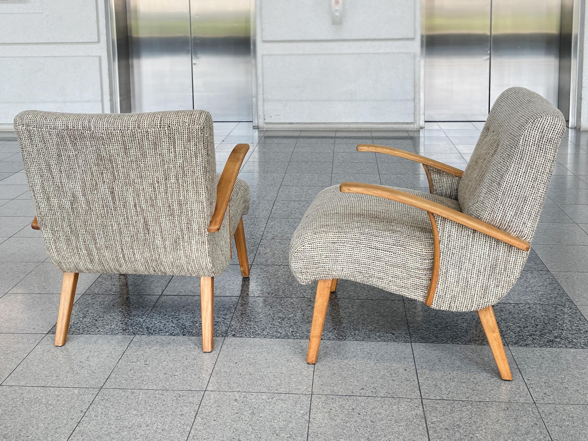 XX secolo Sedie da salotto The Modern Scandinavian - Una coppia in vendita