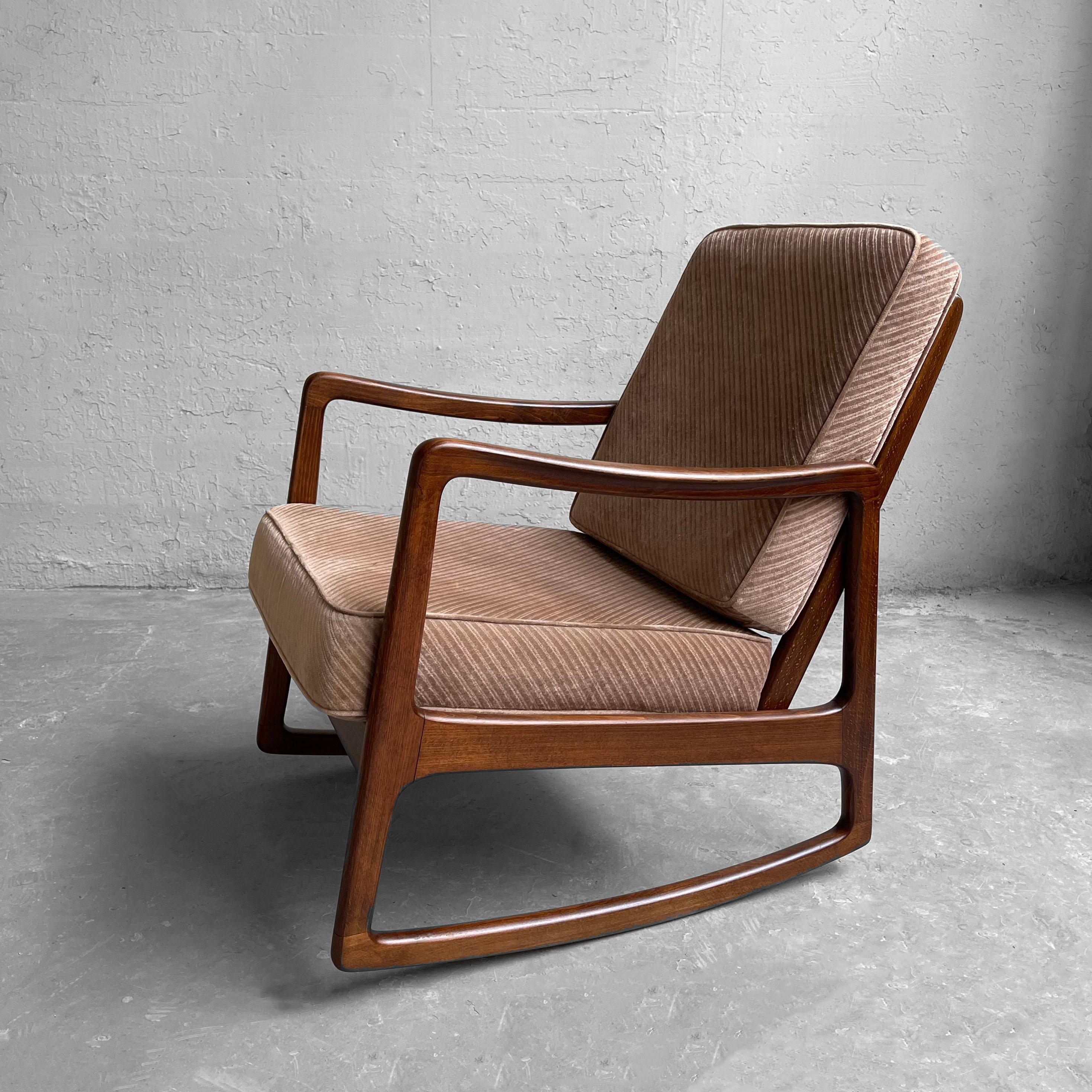 Danish Scandinavian Modern Beech Rocking Chair by Ole Wanscher, France & Daverkosen