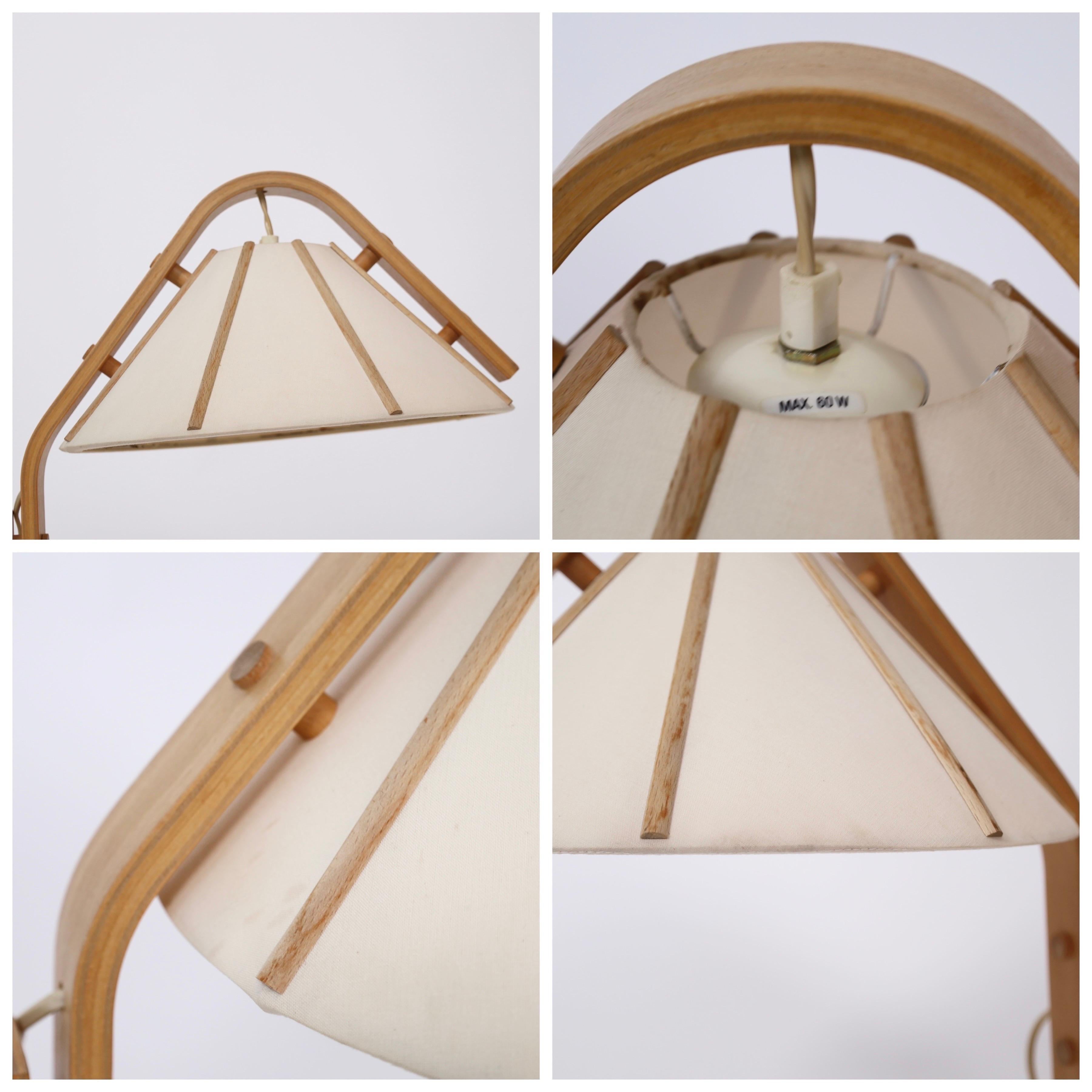 Lampe de bureau scandinave moderne en bois de hêtre de Jan Wickelgren, 1970, Suède en vente 4