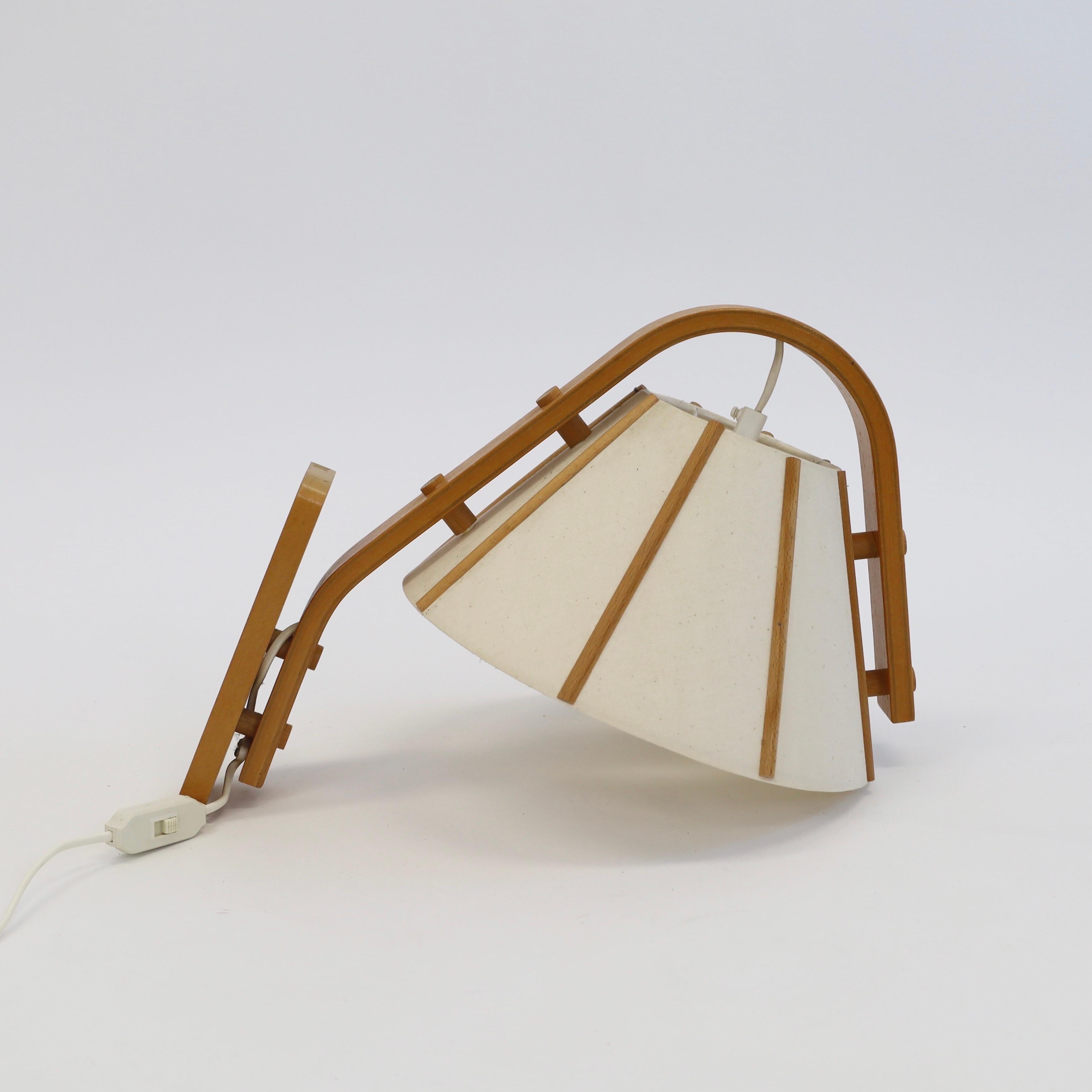 Skandinavische moderne Wandleuchte aus Buchenholz von Jan Wickelgren, 1970er Jahre, Schweden 2