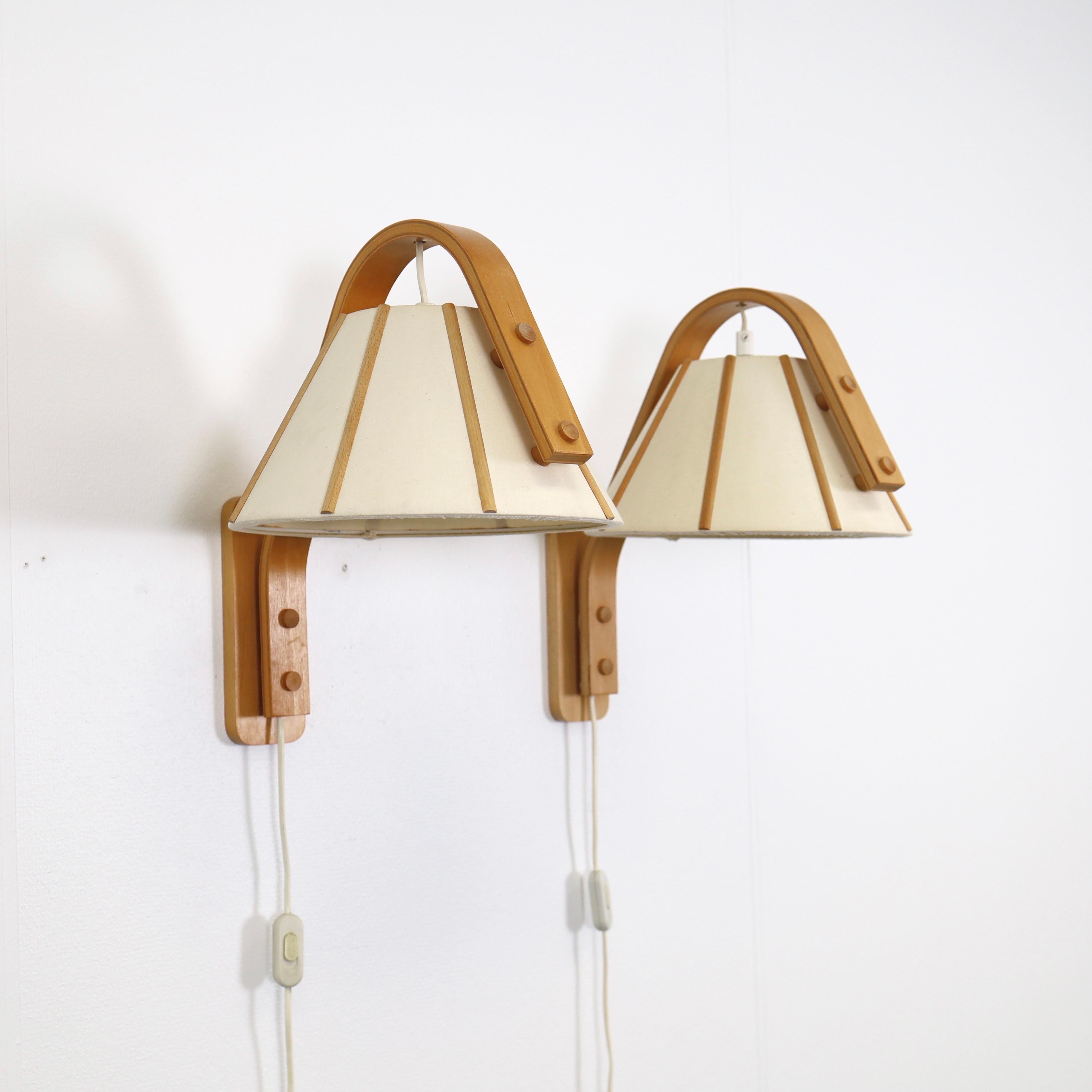 Appliques scandinaves modernes en bois de hêtre de Jan Wickelgren, 1970, Suède Bon état - En vente à Værløse, DK