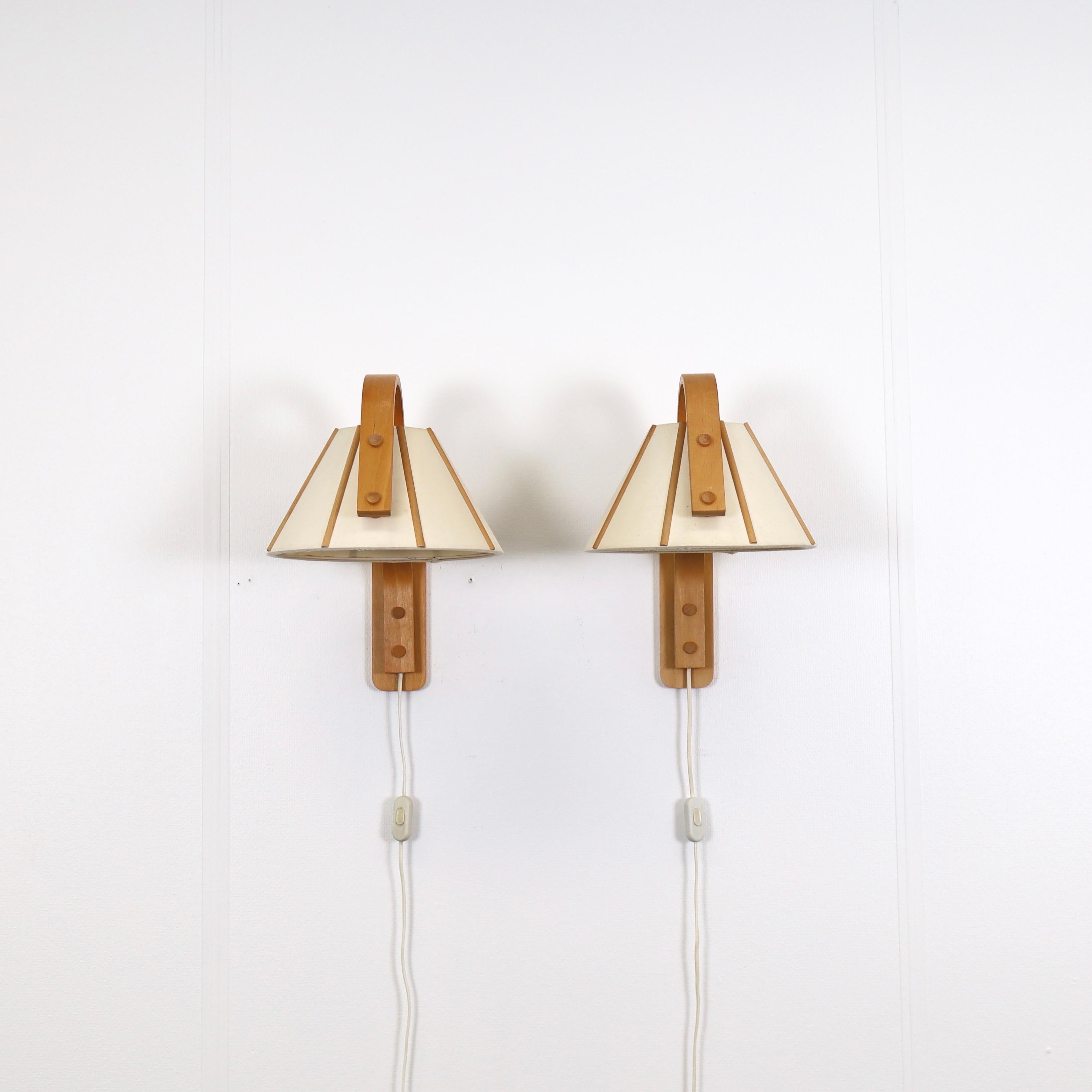 Tissu Appliques scandinaves modernes en bois de hêtre de Jan Wickelgren, 1970, Suède en vente