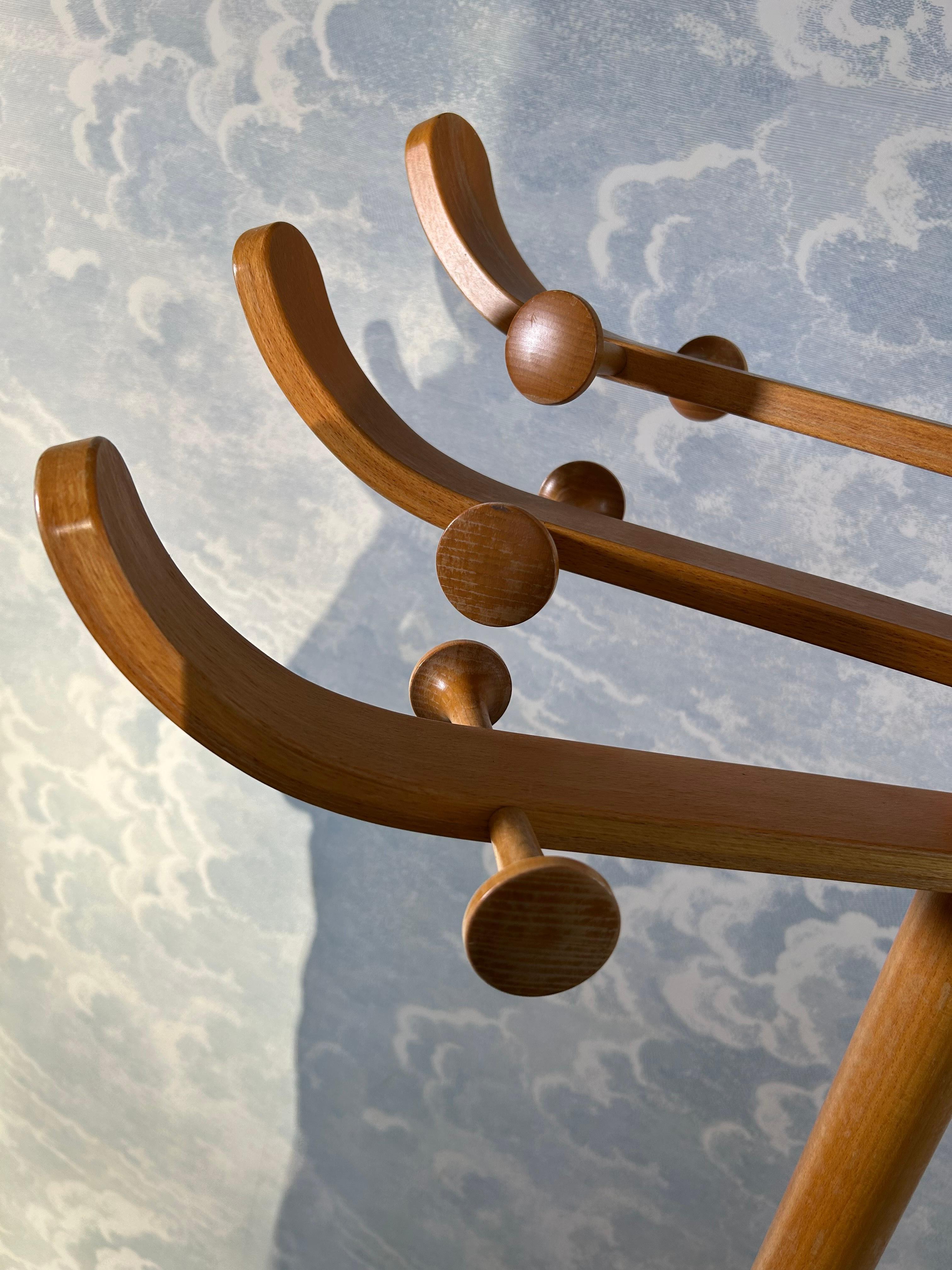 The Modern Scandinavian Scandinavian Coat Stand by Aksel Kjersgaard, Denmark, 1970's en vente 7