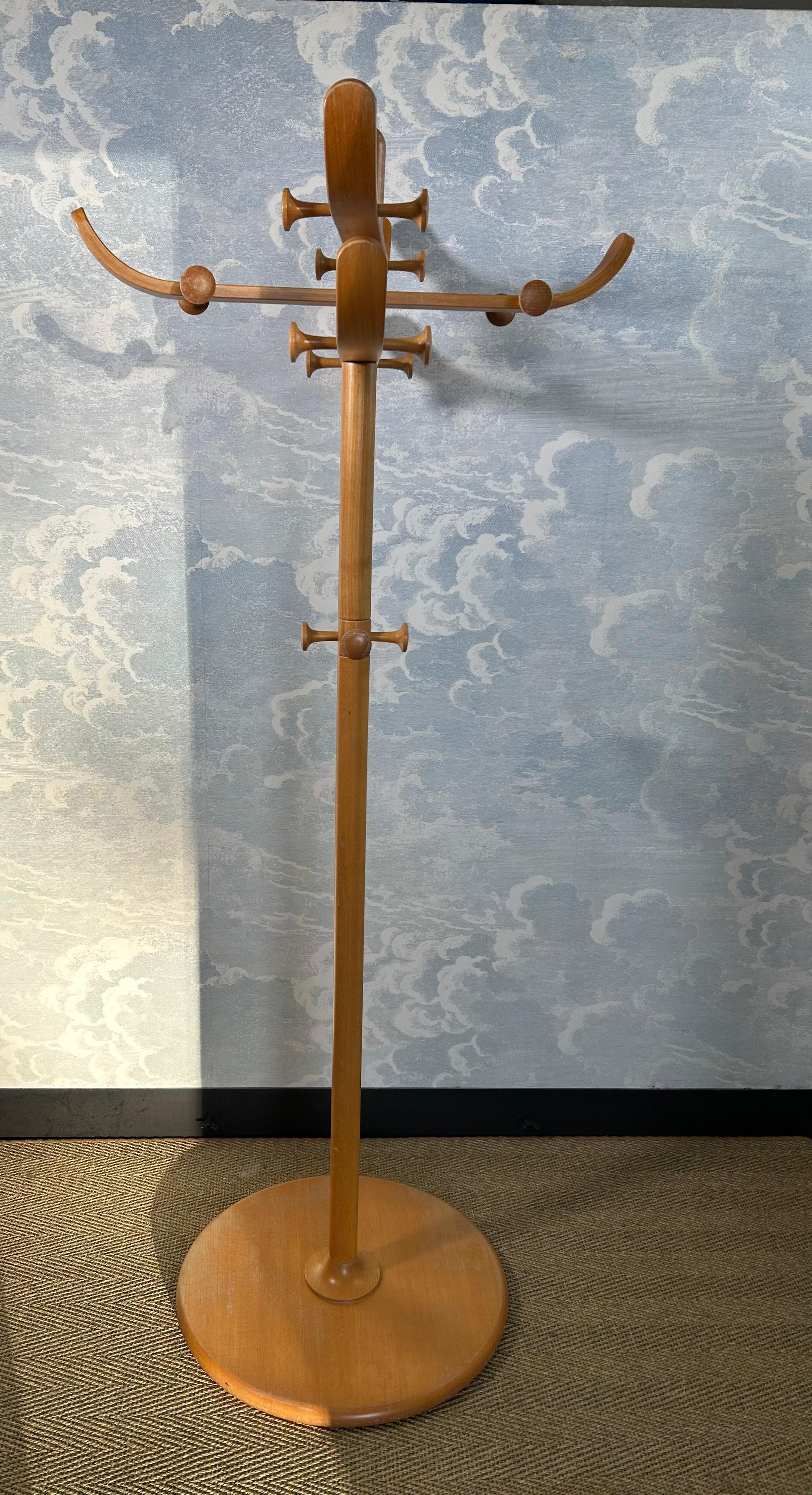 Hêtre The Modern Scandinavian Scandinavian Coat Stand by Aksel Kjersgaard, Denmark, 1970's en vente
