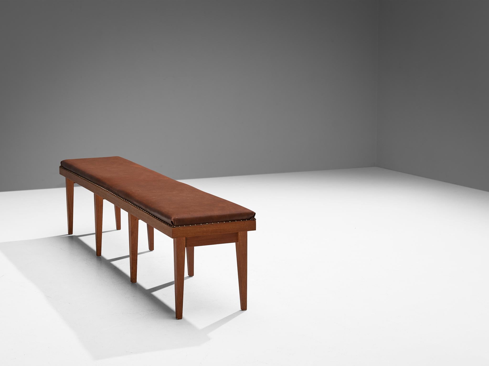 Scandinavian Modern Bench in Chestnut Upholstery and Teak  For Sale 3