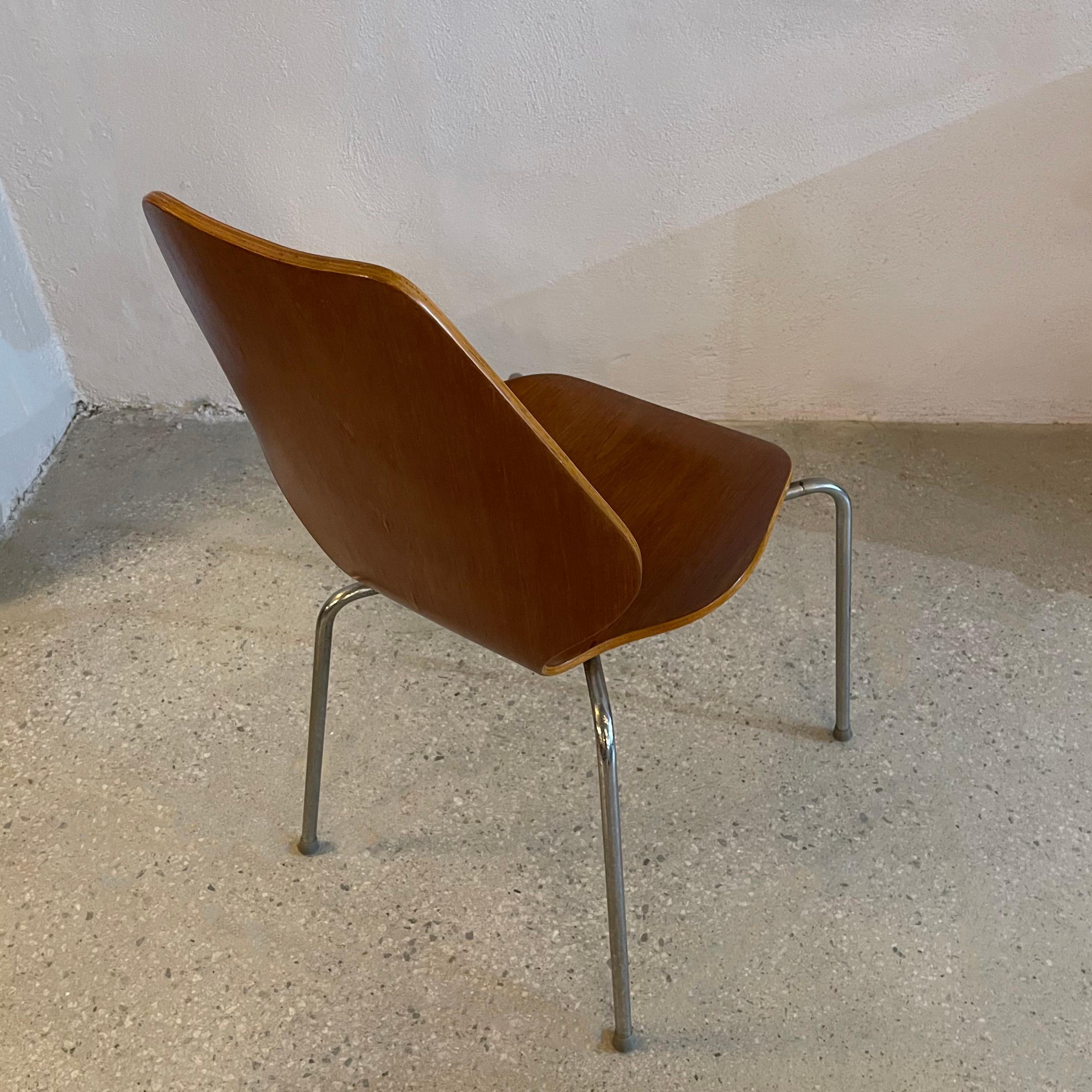 20th Century Scandinavian Modern Bentwood And Chrome Side Chair For Sale